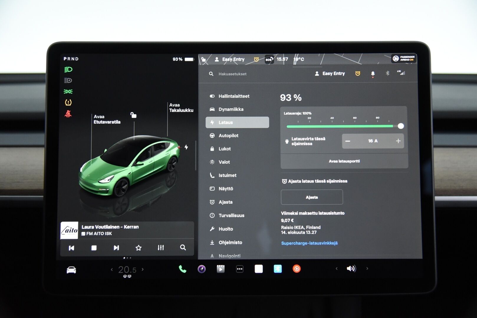 Tesla Model 3 2023 Standard Range Plus / Autopilot / Matrix-LED / Premium Audio / Navi - Lämpöpumppu / Lasikatto / P-Kamera / Sähköpenkit