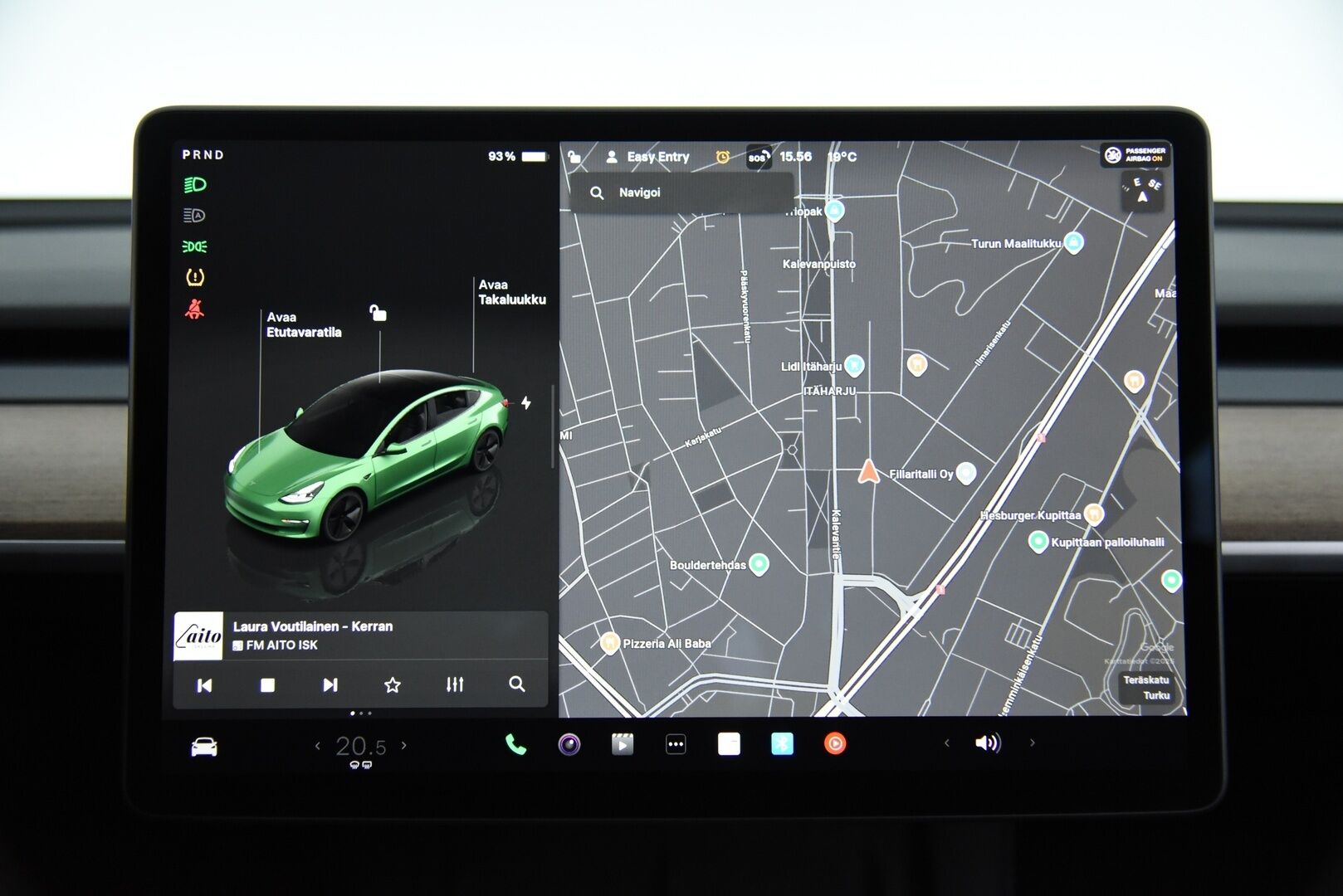 Tesla Model 3 2023 Standard Range Plus / Autopilot / Matrix-LED / Premium Audio / Navi - Lämpöpumppu / Lasikatto / P-Kamera / Sähköpenkit