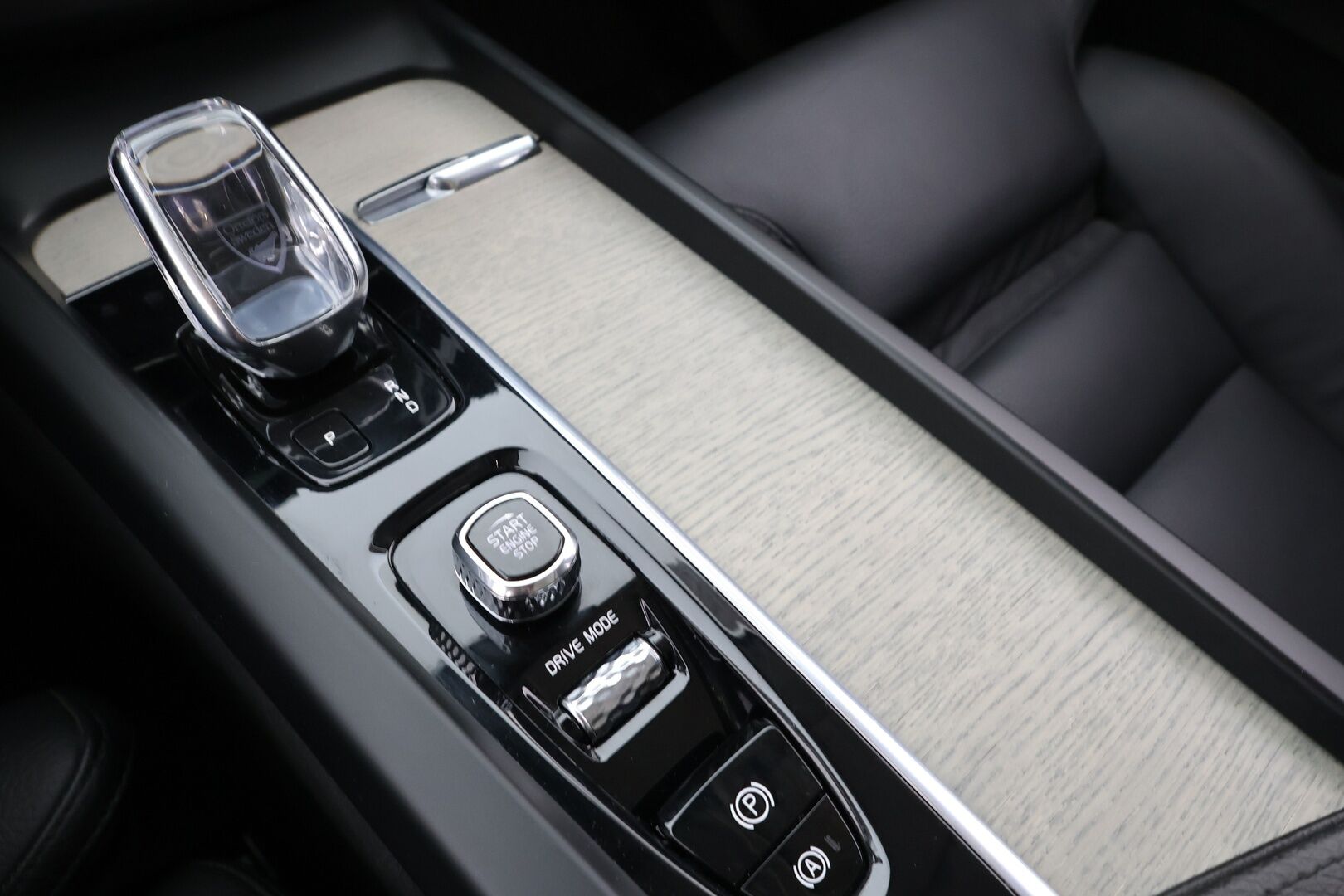 Volvo XC60 2021 T6 AWD Business Inscription Aut - ACC | Webasto | H&K | Panorama | Muistipenkki | BLIS | Peruutuskamera | KeylessGo