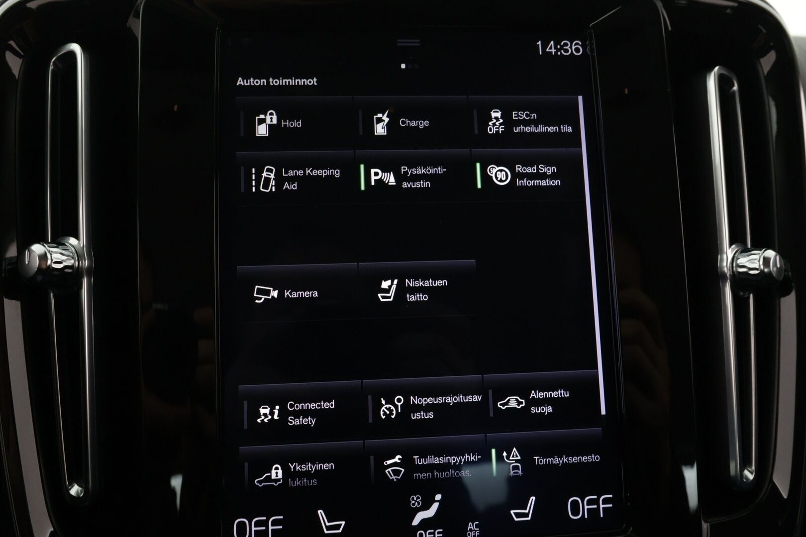 Volvo XC40 2020 T5 Twin Engine Business aut / 1-om. / Vakkari / Taittuva vetokoukku / Puolinahkasisusta / P.Kamera - Upea Yksilö / 1-Omistaja / 2x Renkaat / Vetokoukku / Hyvin huollettu / Taloudellinen