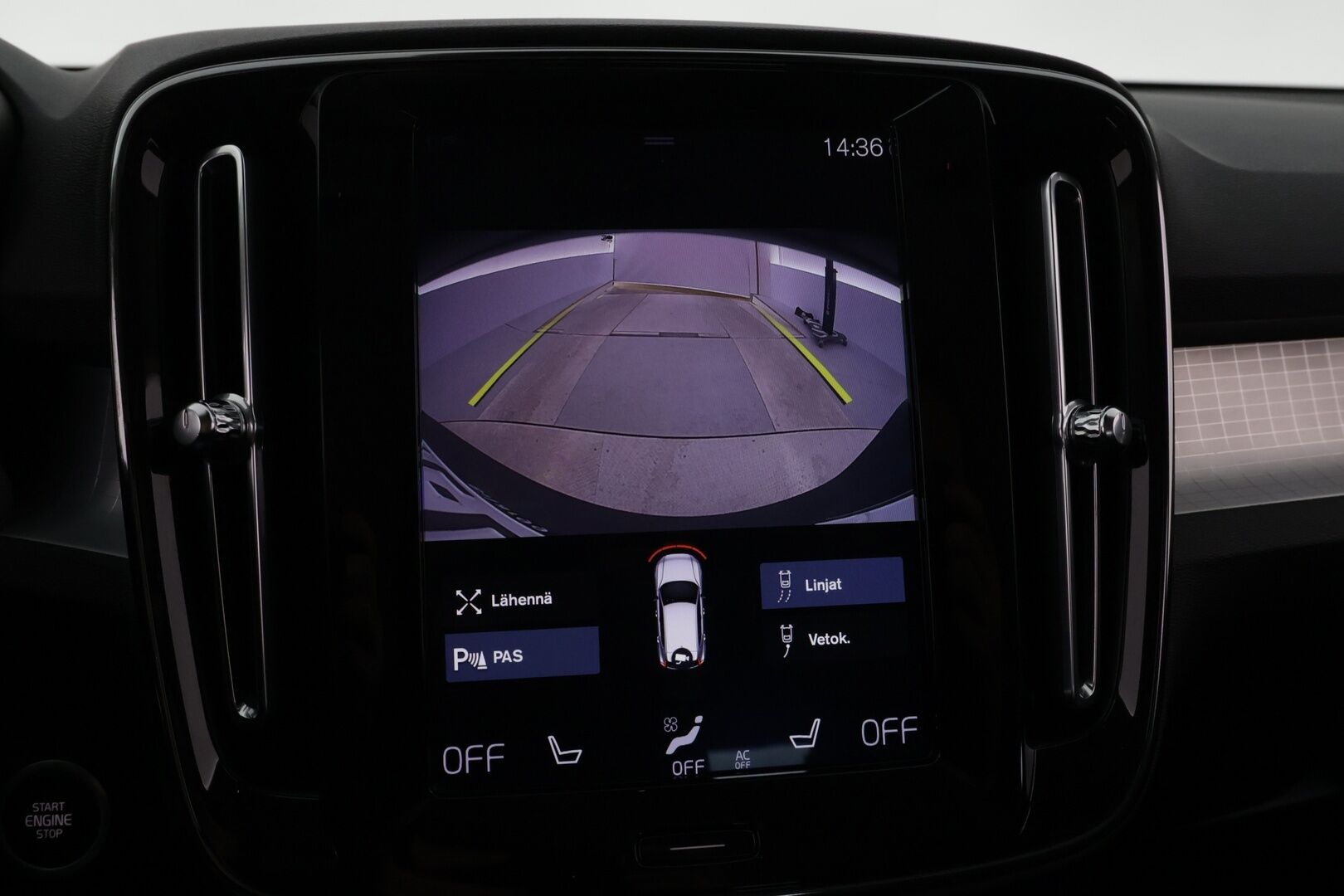 Volvo XC40 2020 T5 Twin Engine Business aut / 1-om. / Vakkari / Taittuva vetokoukku / Puolinahkasisusta / P.Kamera - Upea Yksilö / 1-Omistaja / 2x Renkaat / Vetokoukku / Hyvin huollettu / Taloudellinen