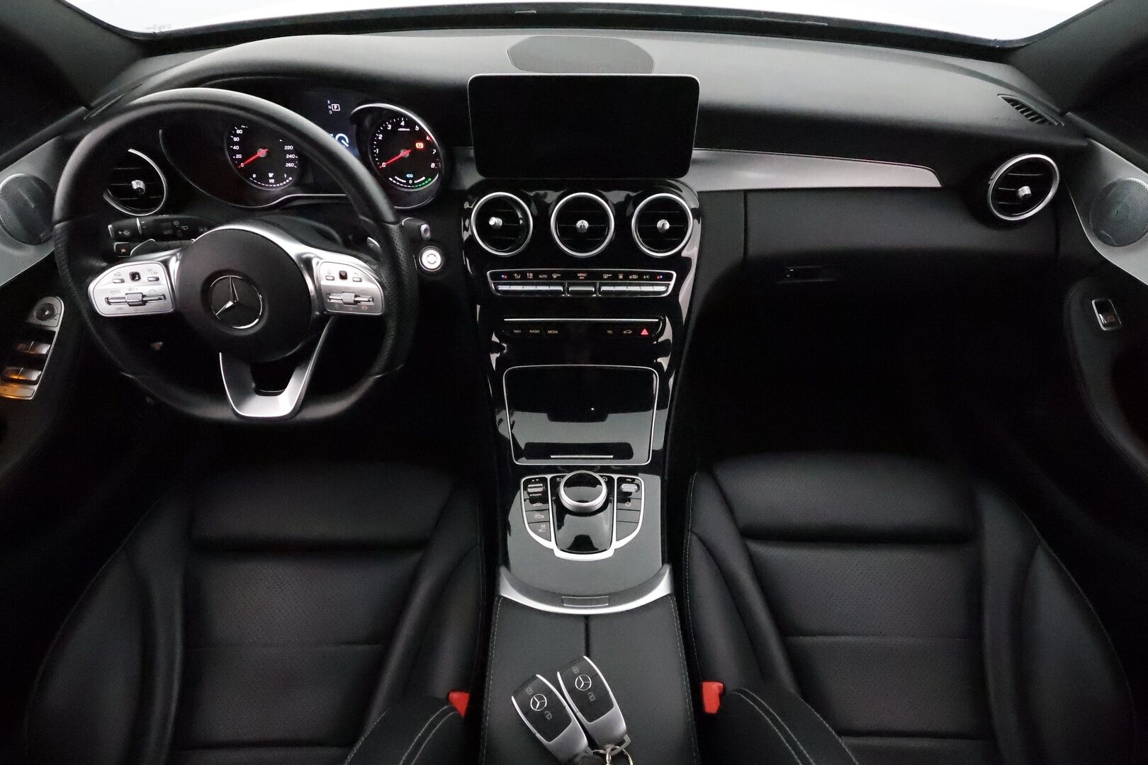 Mercedes-Benz C 2020 300 e T A Business AMG Edition EQ Power **Koukku / Burmester / ACC / LED-High Performance / P.kamera / Sporttipenkit** - 2x Latauskaapelit / Kahdet Renkaat