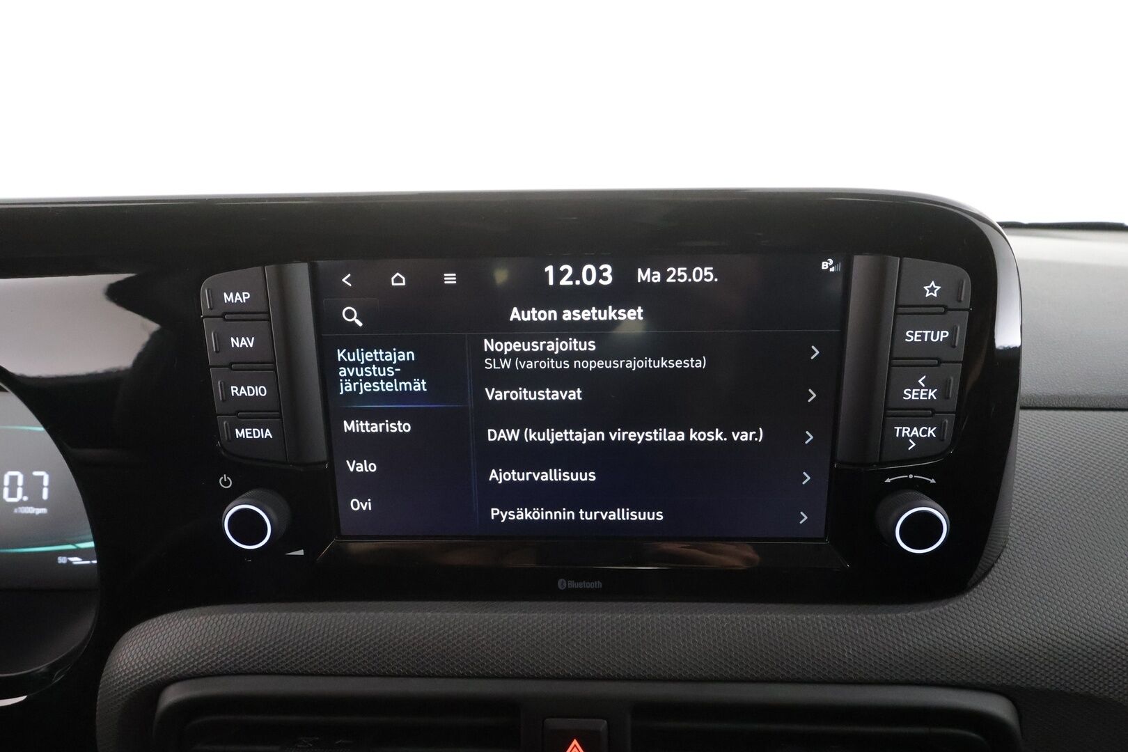 Hyundai i10 2025 1.0 MPi 63 hv 5MT Comfort MY25 - | P.Kamera | Kaistavahti | Navi | Apple&Android | Ratinlämmitys | Suomi-auto | Kahdet renkaat | Merkkihuollettu |