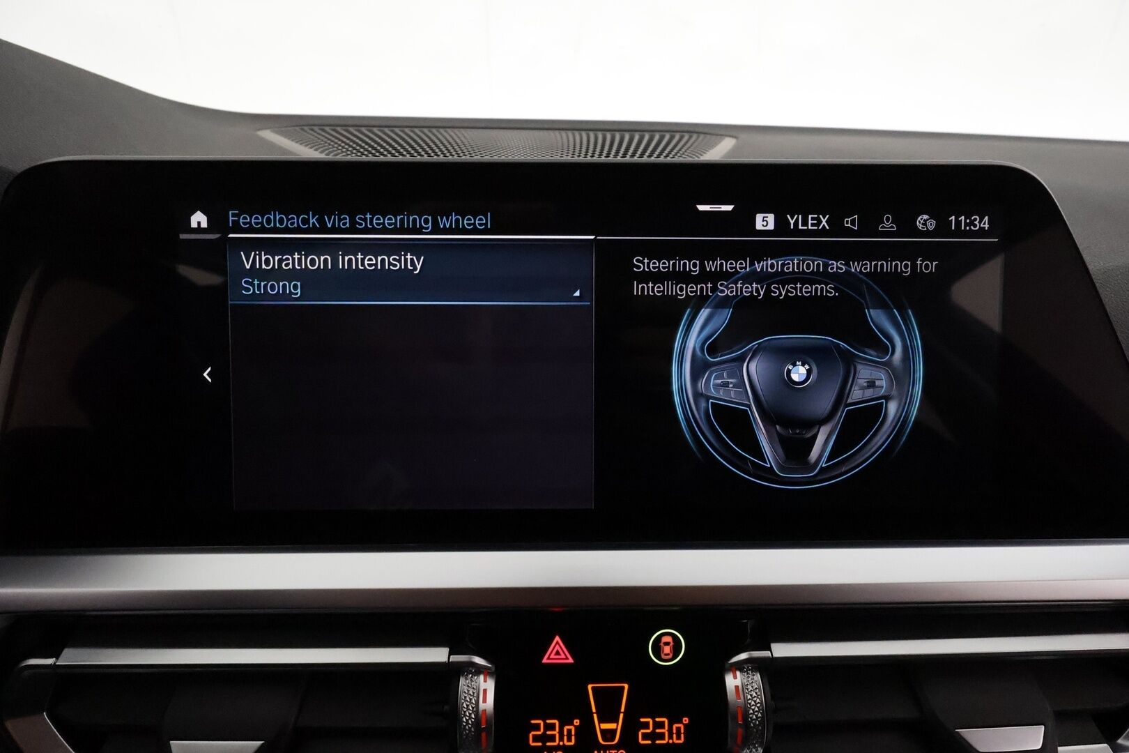 BMW 330 2021 G21 Touring 330e xDrive Business Sport *ACC / P.tutkat / Hifi / Puolinahat / LED / Navi / Koukku / Aurinkoverhot* - Kahdet renkaat aluvanteilla / Akku kuntotarkastettu - Osta nyt, maksa vasta ensi vuonna