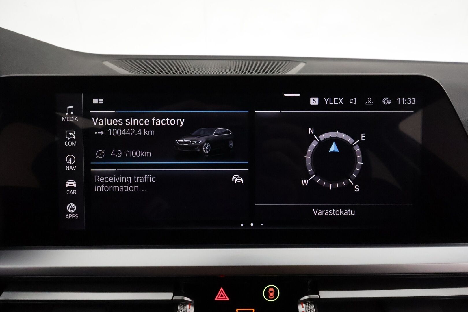 BMW 330 2021 G21 Touring 330e xDrive Business Sport *ACC / P.tutkat / Hifi / Puolinahat / LED / Navi / Koukku / Aurinkoverhot* - Kahdet renkaat aluvanteilla / Akku kuntotarkastettu - Osta nyt, maksa vasta ensi vuonna