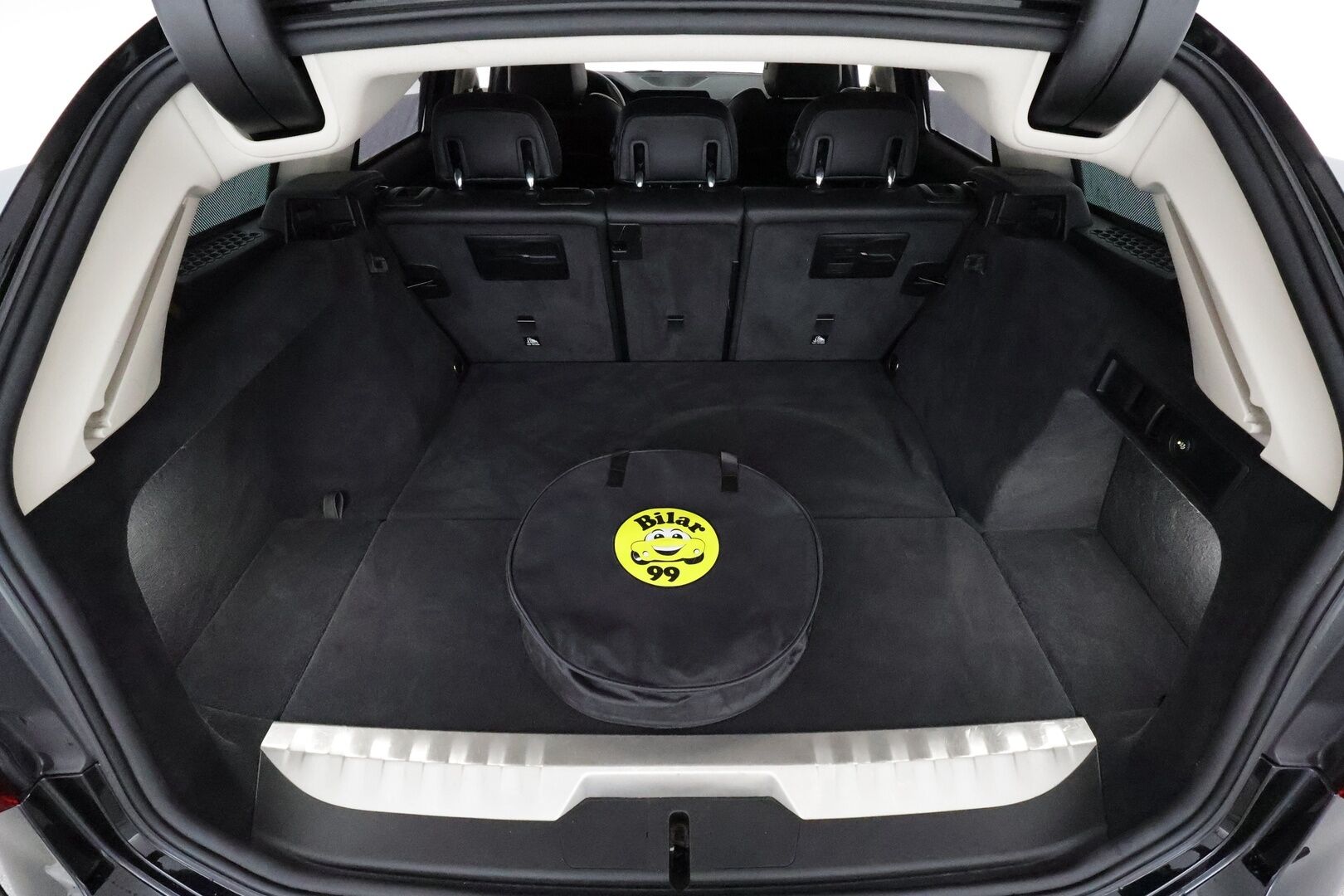 BMW 330 2021 G21 Touring 330e xDrive Business Sport *ACC / P.tutkat / Hifi / Puolinahat / LED / Navi / Koukku / Aurinkoverhot* - Kahdet renkaat aluvanteilla / Akku kuntotarkastettu - Osta nyt, maksa vasta ensi vuonna