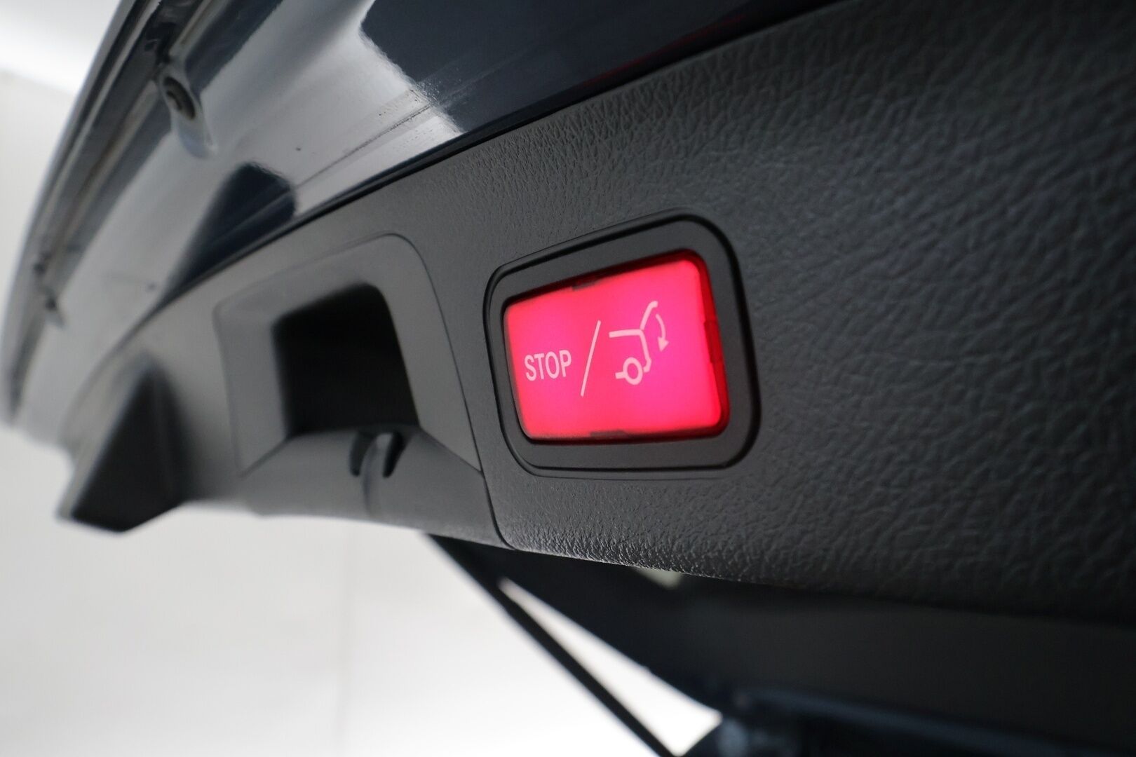 MERCEDES-BENZ EQA 2021 250 Business AMG - 3,99 % KORKOTARJOUS TÄHÄN AUTOON - Widescreen / Adapt. Vakkari / P. Kamera / LED-High Performance / Sporttipenkit / Kaistavahti / Navi / 2x Renkaat 