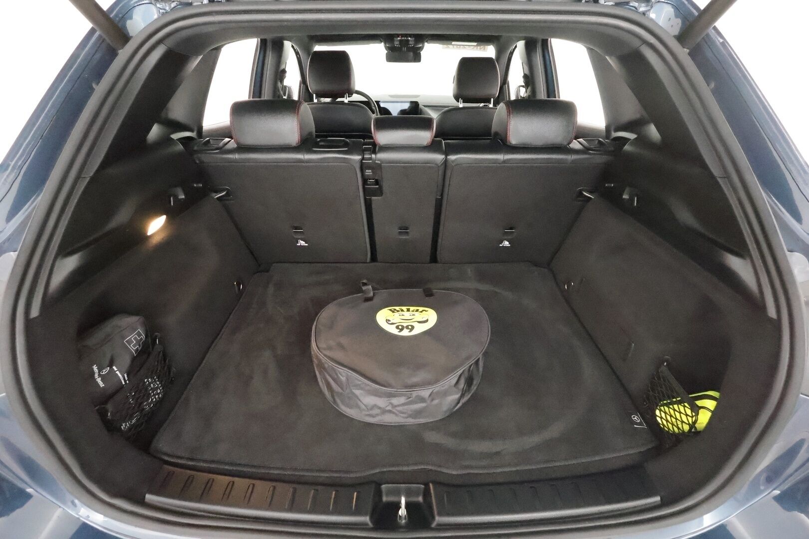 MERCEDES-BENZ EQA 2021 250 Business AMG - 3,99 % KORKOTARJOUS TÄHÄN AUTOON - Widescreen / Adapt. Vakkari / P. Kamera / LED-High Performance / Sporttipenkit / Kaistavahti / Navi / 2x Renkaat 