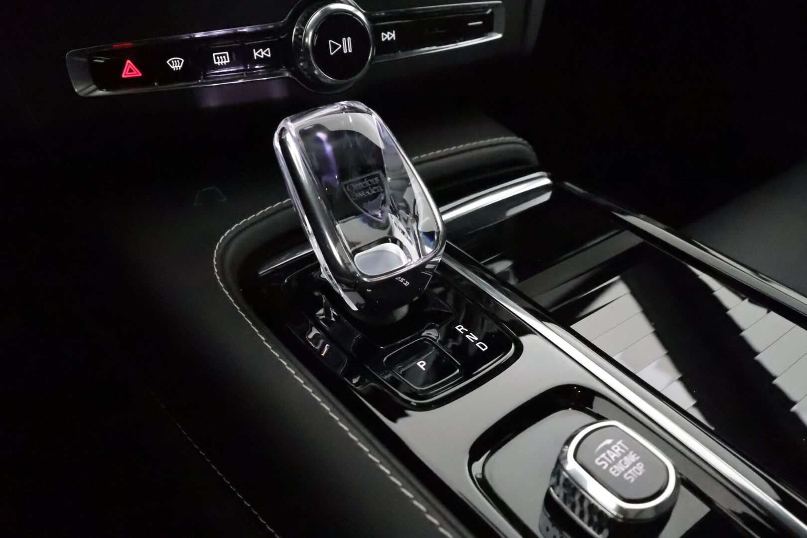 Volvo V90 2023 T6 AWD Plus Dark Long Range - Panorama / 360° Kamera / Adapt.Vakkari / Full-LED / Sporttinahat Muistilla / Koukku / Harman/Kardon! - KORKO VAIN 3,99 %