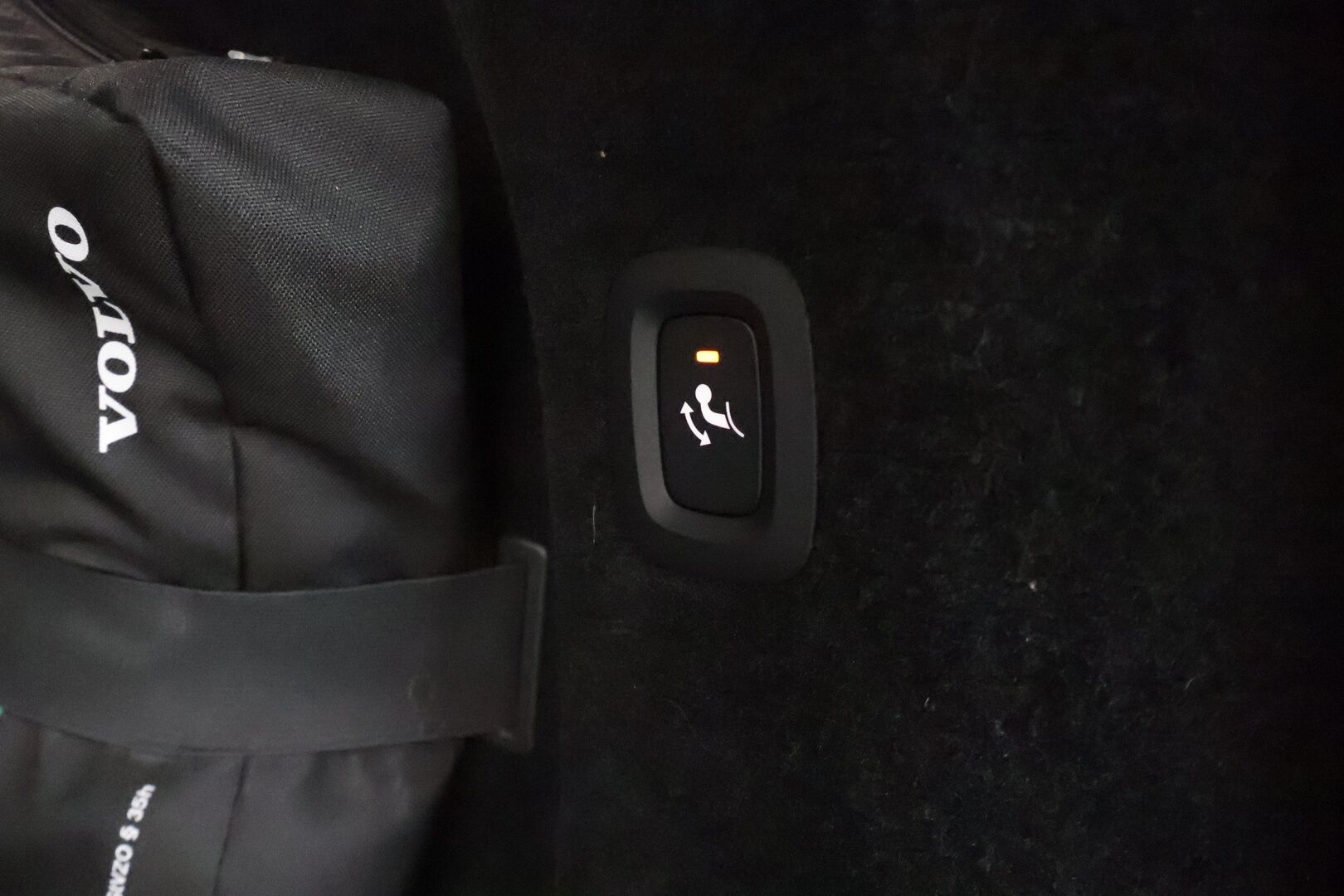 Volvo V90 2023 T6 AWD Plus Dark Long Range - Panorama / 360° Kamera / Adapt.Vakkari / Full-LED / Sporttinahat Muistilla / Koukku / Harman/Kardon! - KORKO VAIN 3,99 %
