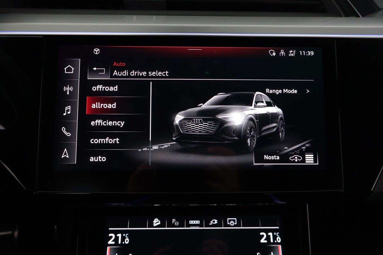 AUDI Q8 E-TRON 2024 Sportback 55 e-tron quattro S line **Adapt.vakkari / Matrix LED / 360° Kamera / Sähköpenkit / Apple&Android** - 2,99 % KORKOTARJOUS TÄHÄN AUTOON - Näyttävä yksilö / Huippuvarusteet / Ilma-alusta / Black Optic -paketti / Keyless / Nahkasisusta