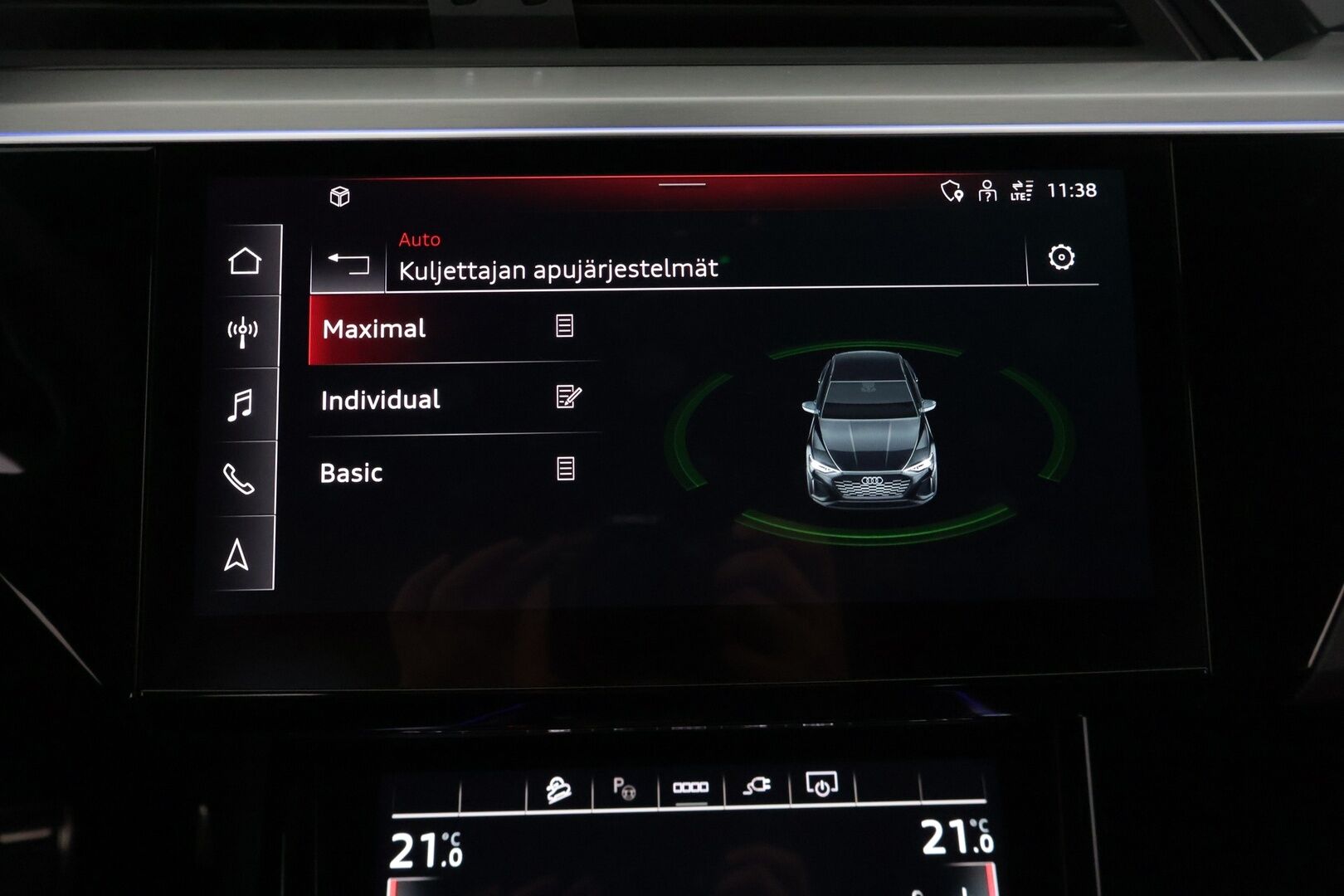 AUDI Q8 E-TRON 2024 Sportback 55 e-tron quattro S line **Adapt.vakkari / Matrix LED / 360° Kamera / Sähköpenkit / Apple&Android** - 2,99 % KORKOTARJOUS TÄHÄN AUTOON - Näyttävä yksilö / Huippuvarusteet / Ilma-alusta / Black Optic -paketti / Keyless / Nahkasisusta