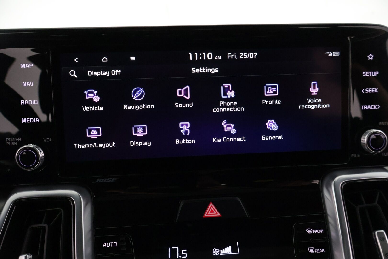 Kia Sorento 2021 SORENTO Monikäyttöajoneuvo *BOSE / Koukku /  Nahkapenkit / 7P / Panoraama * - 3,99 % KORKOTARJOUS TÄHÄN AUTOON - *Huippuvarusteltu / 7-paikkainen / Näyttävä perhauto*