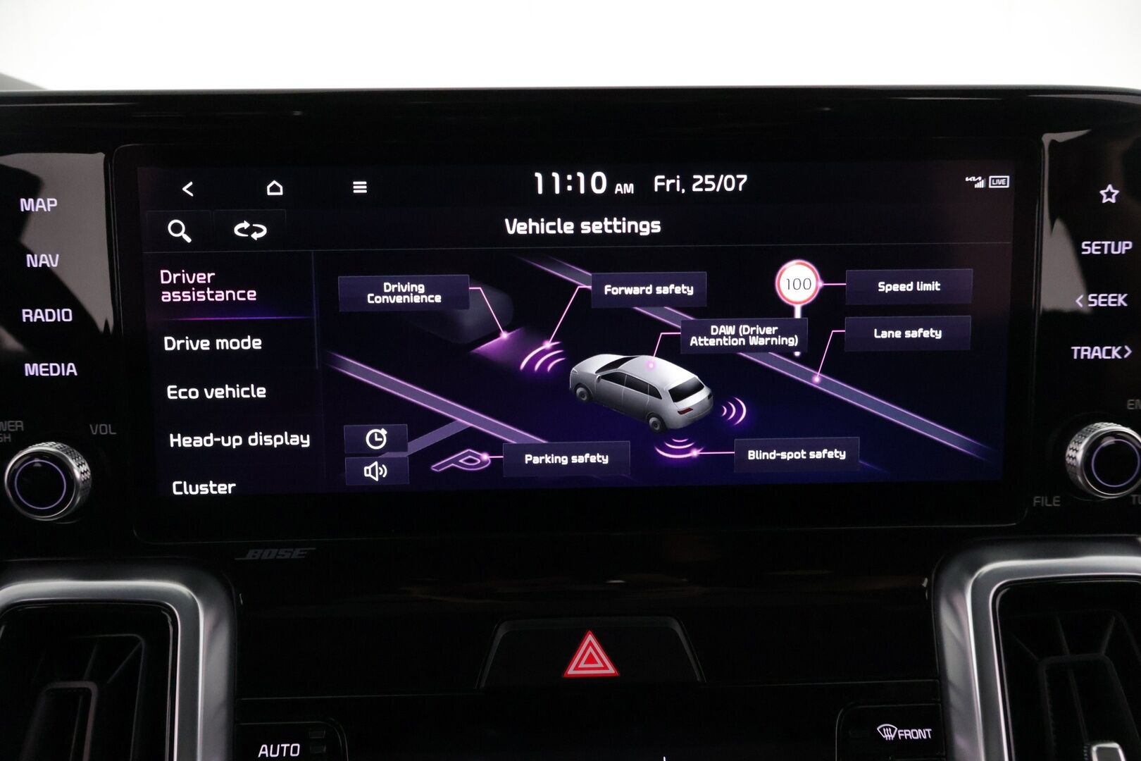 Kia Sorento 2021 SORENTO Monikäyttöajoneuvo *BOSE / Koukku /  Nahkapenkit / 7P / Panoraama * - 3,99 % KORKOTARJOUS TÄHÄN AUTOON - *Huippuvarusteltu / 7-paikkainen / Näyttävä perhauto*