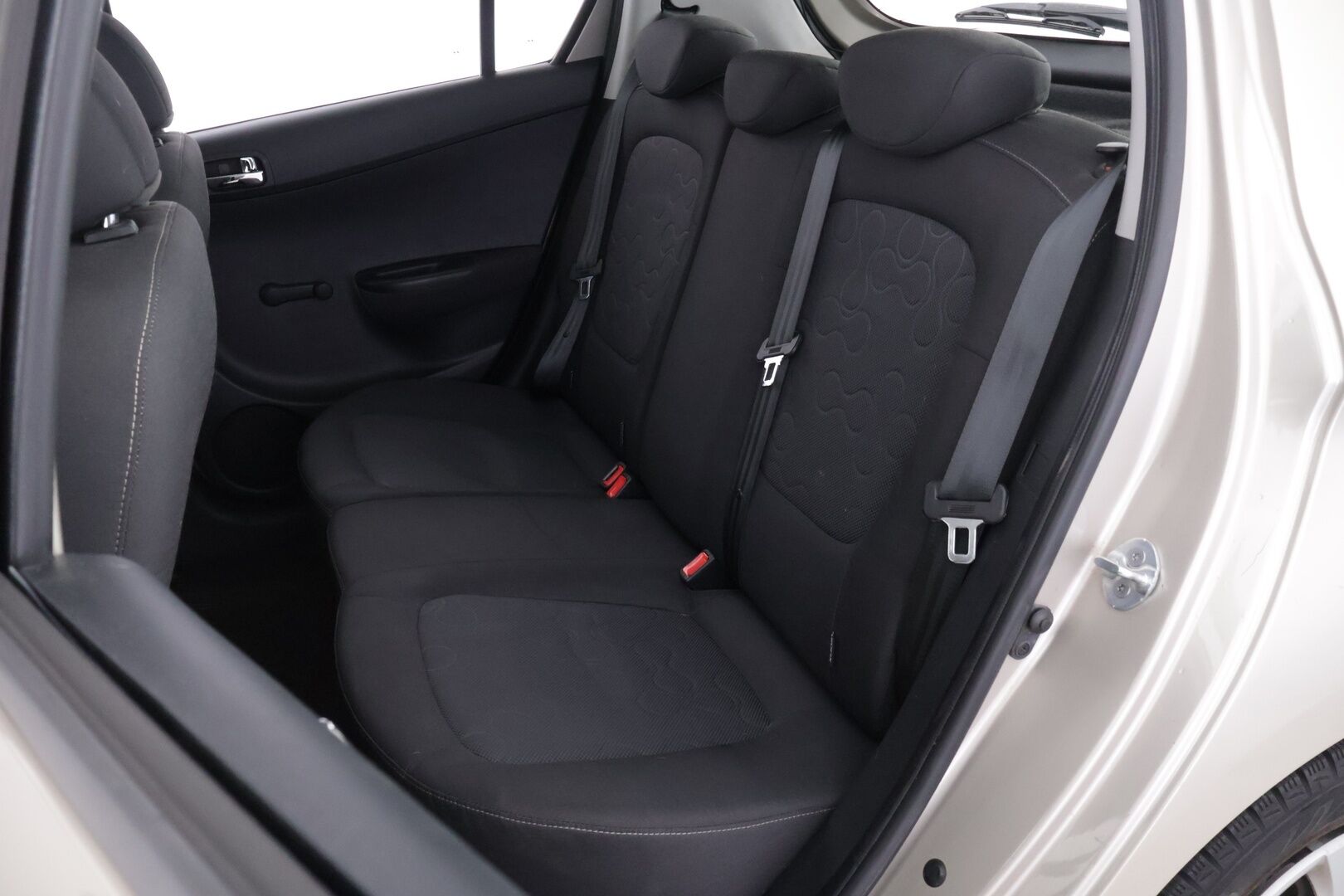 Hyundai i20 2011 1,4 5d 4AT Comfort * MYYDÄÄN HUUTOKAUPAT:COM! * - * MYYDÄÄN HUUTOKAUPAT.COM! *