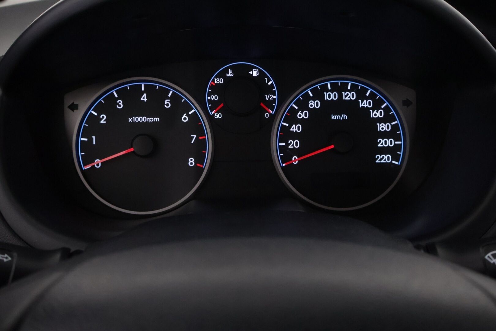 Hyundai i20 2011 1,4 5d 4AT Comfort * MYYDÄÄN HUUTOKAUPAT:COM! * - * MYYDÄÄN HUUTOKAUPAT.COM! *