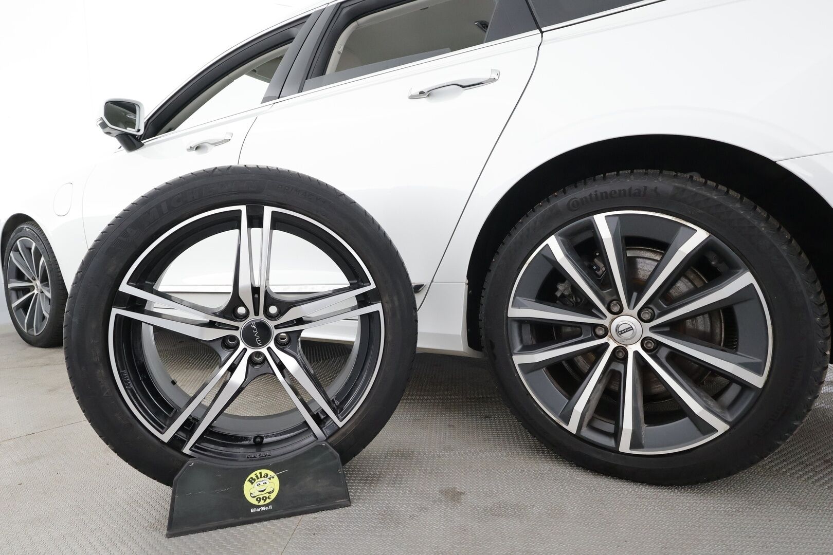 Volvo V90 2021 T8 TwE AWD Inscription aut * Pilot Assist / Muistipenkit / Webasto / Koukku / HUD / Sporttinahat / 360-kamera * - Kahdet Renkaat - HULLUT AVAJAISHULINAT KORKOTARJOUS 3,29 %