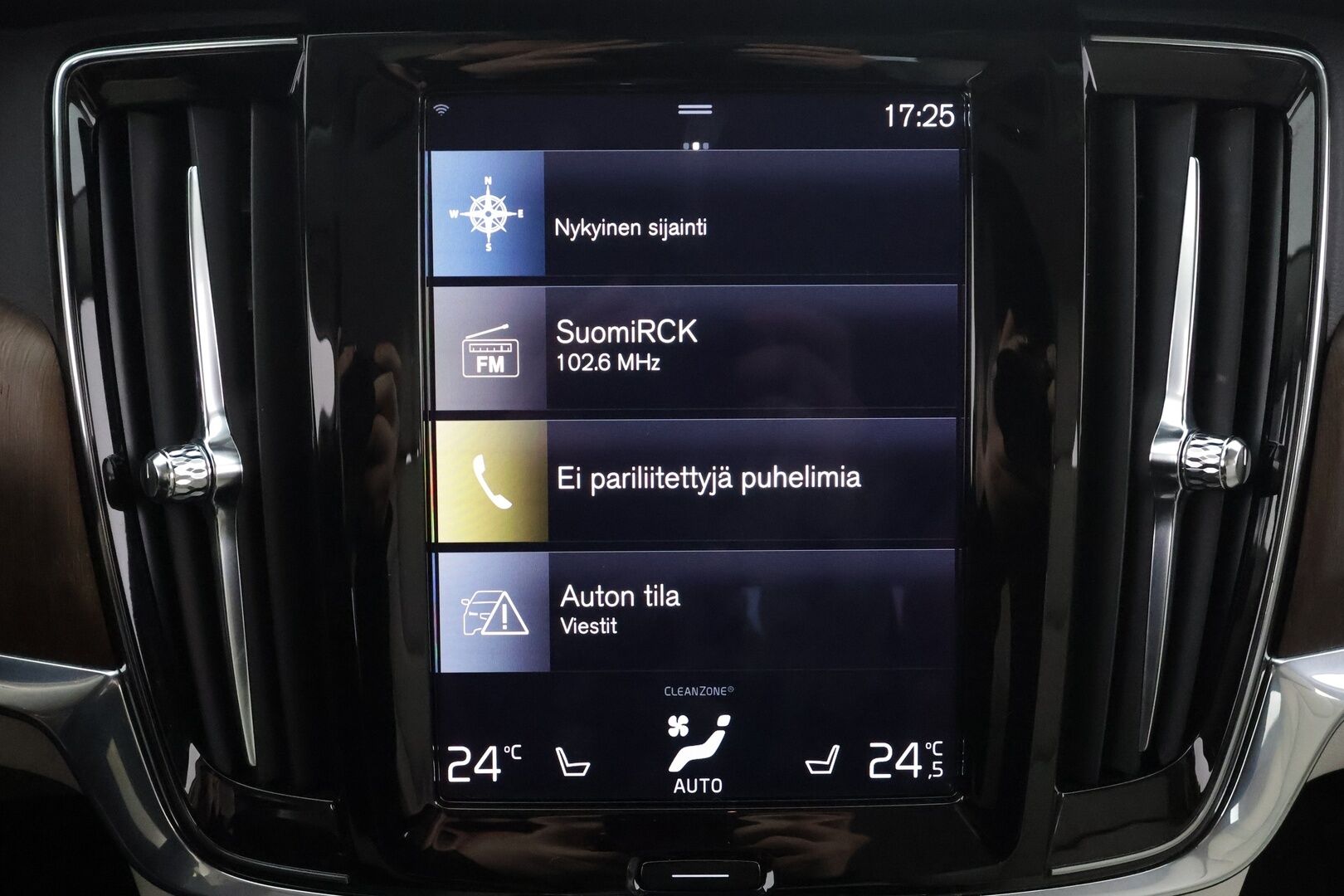 Volvo V90 2021 T8 TwE AWD Inscription aut * Pilot Assist / Muistipenkit / Webasto / Koukku / HUD / Sporttinahat / 360-kamera * - Kahdet Renkaat 