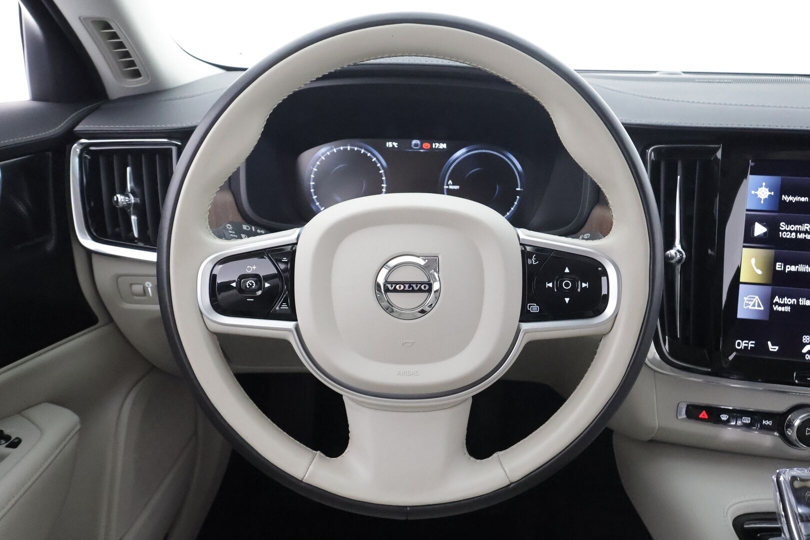 Volvo V90 2021 T8 TwE AWD Inscription aut * Pilot Assist / Muistipenkit / Webasto / Koukku / HUD / Sporttinahat / 360-kamera * - Kahdet Renkaat 