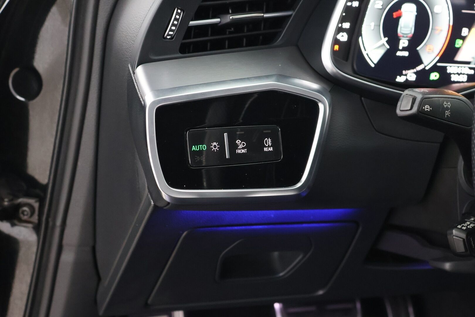 Audi A6 2021 Avant Business Sport 55 TFSI e quattro S tronic - S-Line | ACC | Black Appearance | Matrix LED | Ambiente Plus | 4-alue AC | Digimittaristo | Nahka-Alcantara | Sähköluukku