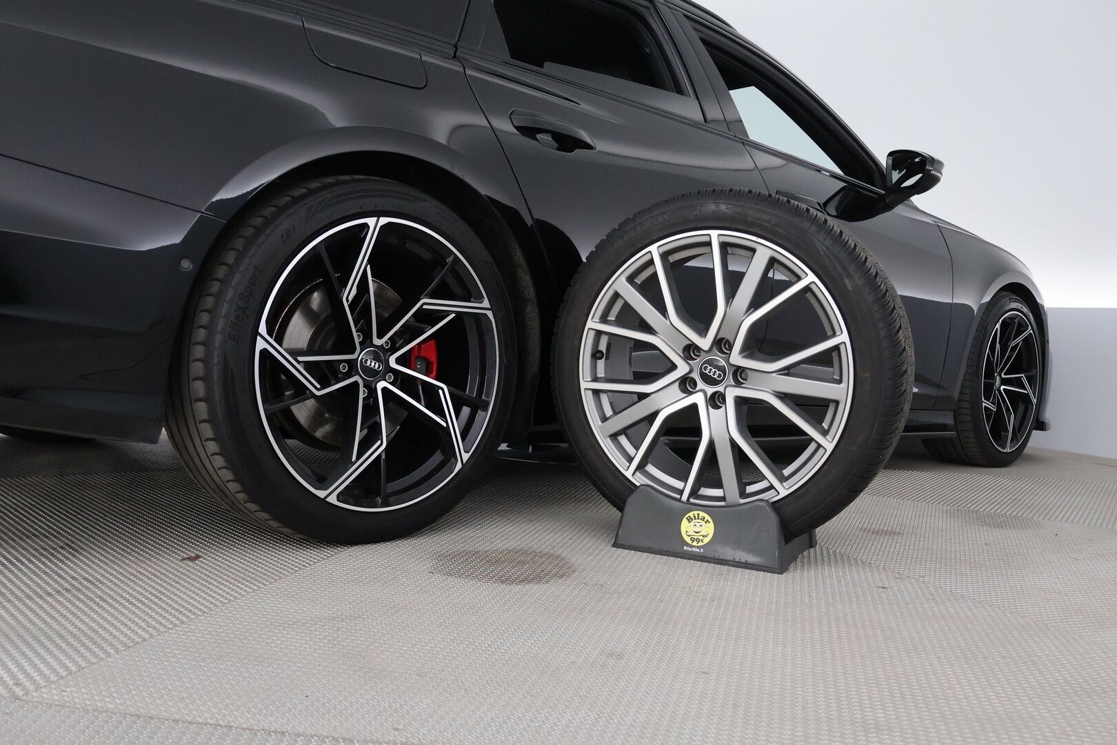 Audi A6 2021 Avant Business Sport 55 TFSI e quattro S tronic - S-Line | ACC | Black Appearance | Matrix LED | Ambiente Plus | 4-alue AC | Digimittaristo | Nahka-Alcantara | Sähköluukku