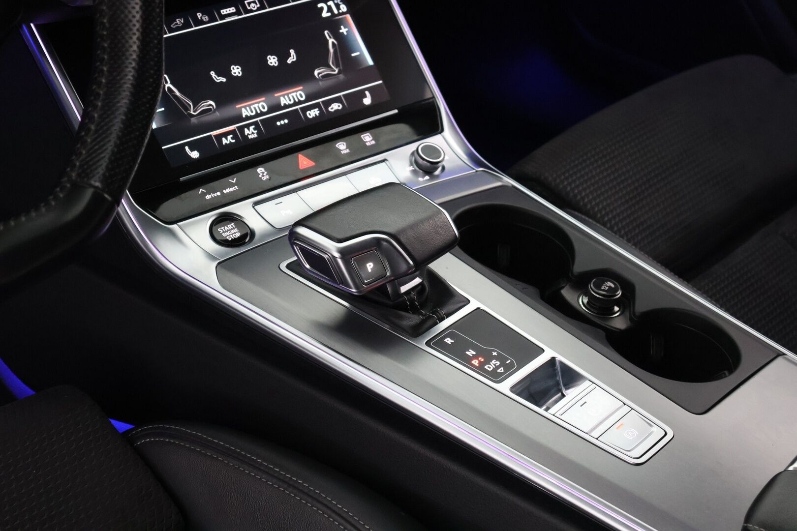 Audi A6 2021 Avant Business Sport 55 TFSI e quattro S tronic - S-Line | ACC | Black Appearance | Matrix LED | Ambiente Plus | 4-alue AC | Digimittaristo | Nahka-Alcantara | Sähköluukku