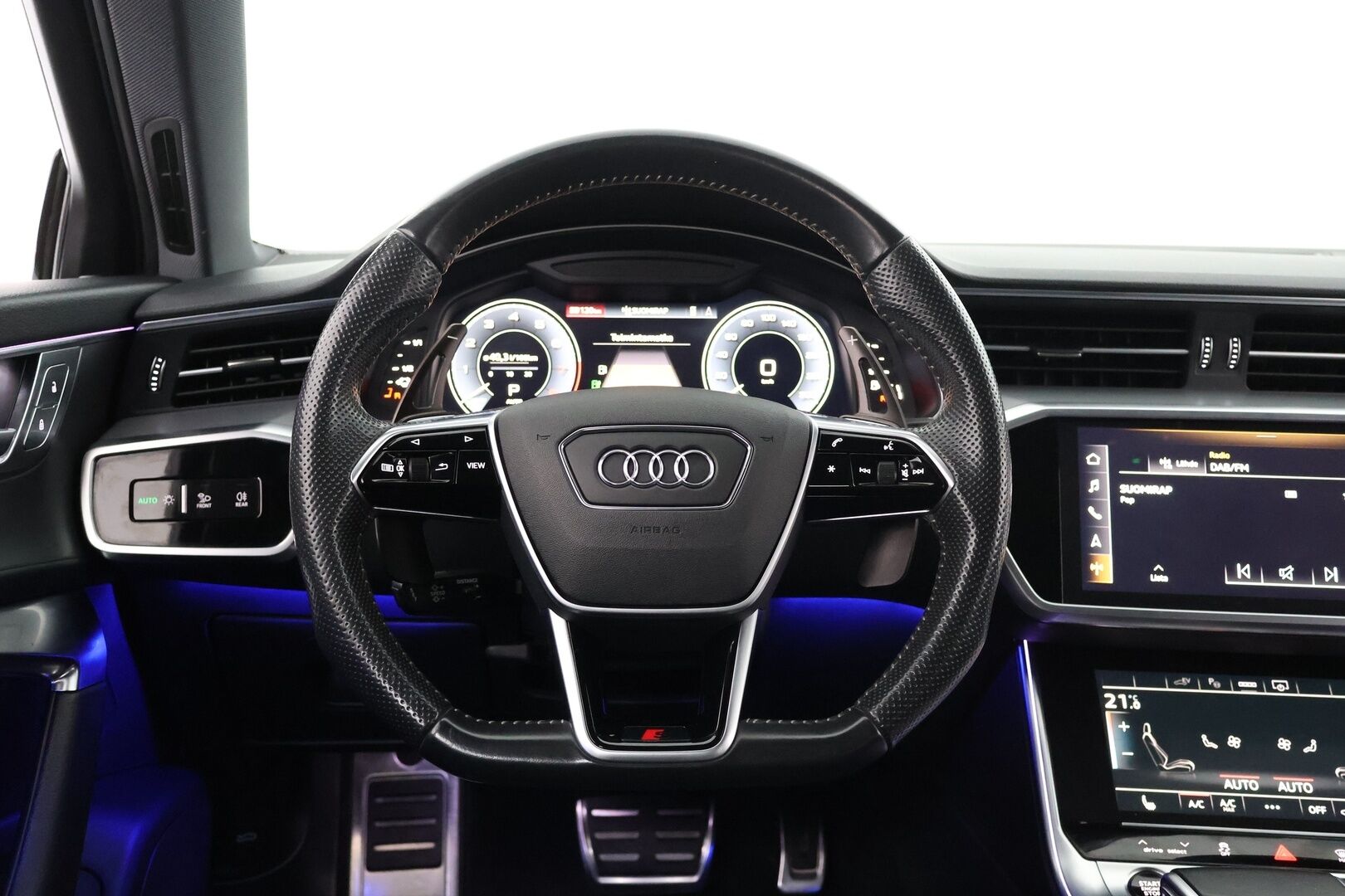 Audi A6 2021 Avant Business Sport 55 TFSI e quattro S tronic - S-Line | ACC | Black Appearance | Matrix LED | Ambiente Plus | 4-alue AC | Digimittaristo | Nahka-Alcantara | Sähköluukku