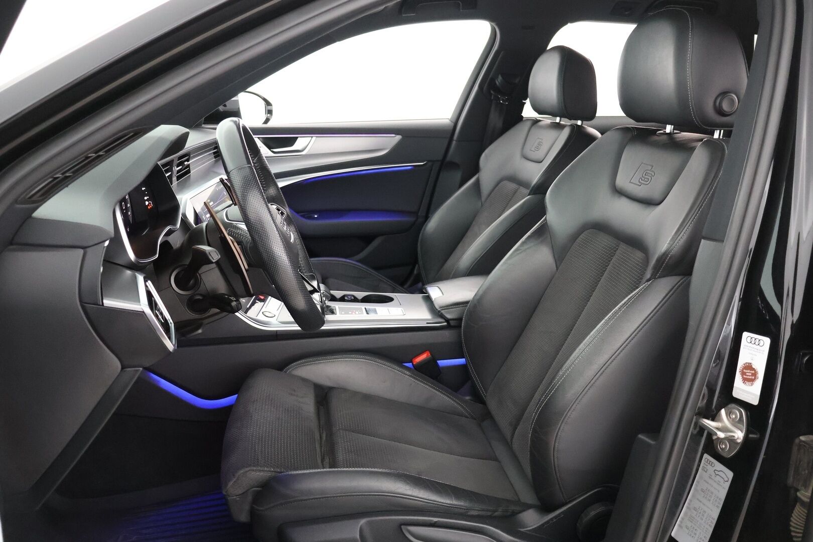 Audi A6 2021 Avant Business Sport 55 TFSI e quattro S tronic - S-Line | ACC | Black Appearance | Matrix LED | Ambiente Plus | 4-alue AC | Digimittaristo | Nahka-Alcantara | Sähköluukku