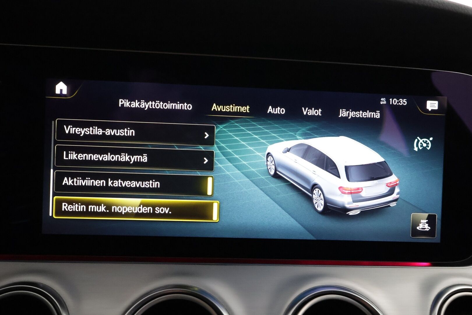 Mercedes-Benz E 2021 300 e T A Business EQ Power AMG * Distronic+Q / 360 / Sportnahat / Multibeam / Widescreen / Navi / Blis / Keyless * - Koukku / 2x Latauskaapelit / Kahdet renkaat aluvanteilla - HULLUT AVAJAISHULINAT KORKOTARJOUS 3,29 %