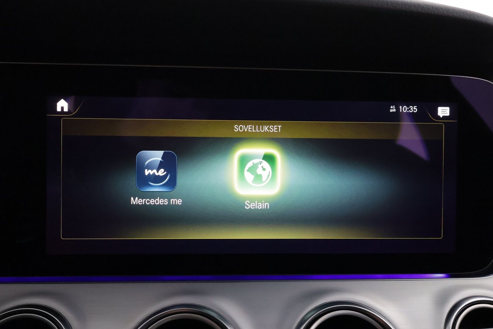 Mercedes-Benz E 2021 300 e T A Business EQ Power AMG * Distronic+Q / 360 / Sportnahat / Multibeam / Widescreen / Navi / Blis / Keyless * - Koukku / 2x Latauskaapelit / Kahdet renkaat aluvanteilla - HULLUT AVAJAISHULINAT KORKOTARJOUS 3,29 %