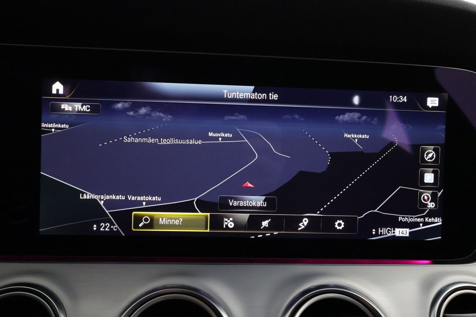 Mercedes-Benz E 2021 300 e T A Business Avantgarde EQ Power * Distronic / 360 / Sportnahat / Multibeam / Widescreen / Navi / Keyless * - Koukku / 2x Latauskaapelit / Kahdet renkaat aluvanteilla