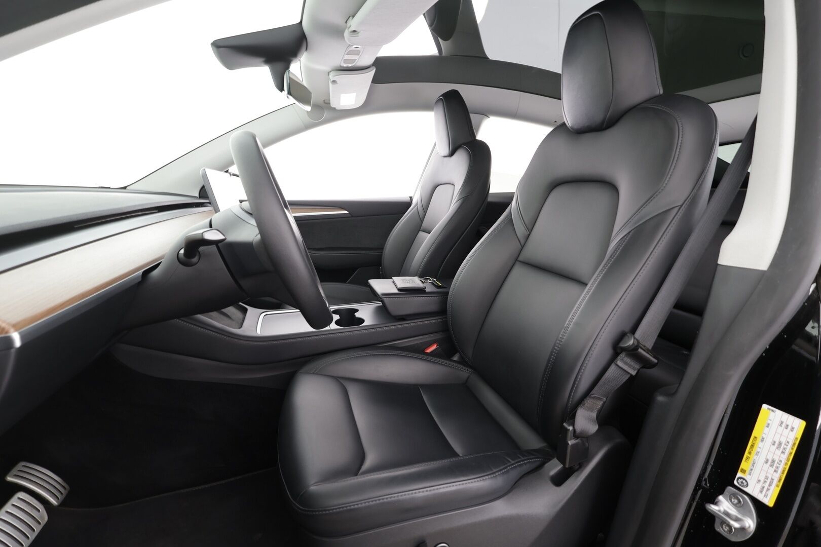 Tesla Model Y 2023 Performance * Koukku / ILP / ACC / Lasikatto / Premium Audio / P.Kamera / Matrix-LED / Muistipenkki / Kaistavahti * - Akku kuntotarkastettu / 2x Latauskaapelit