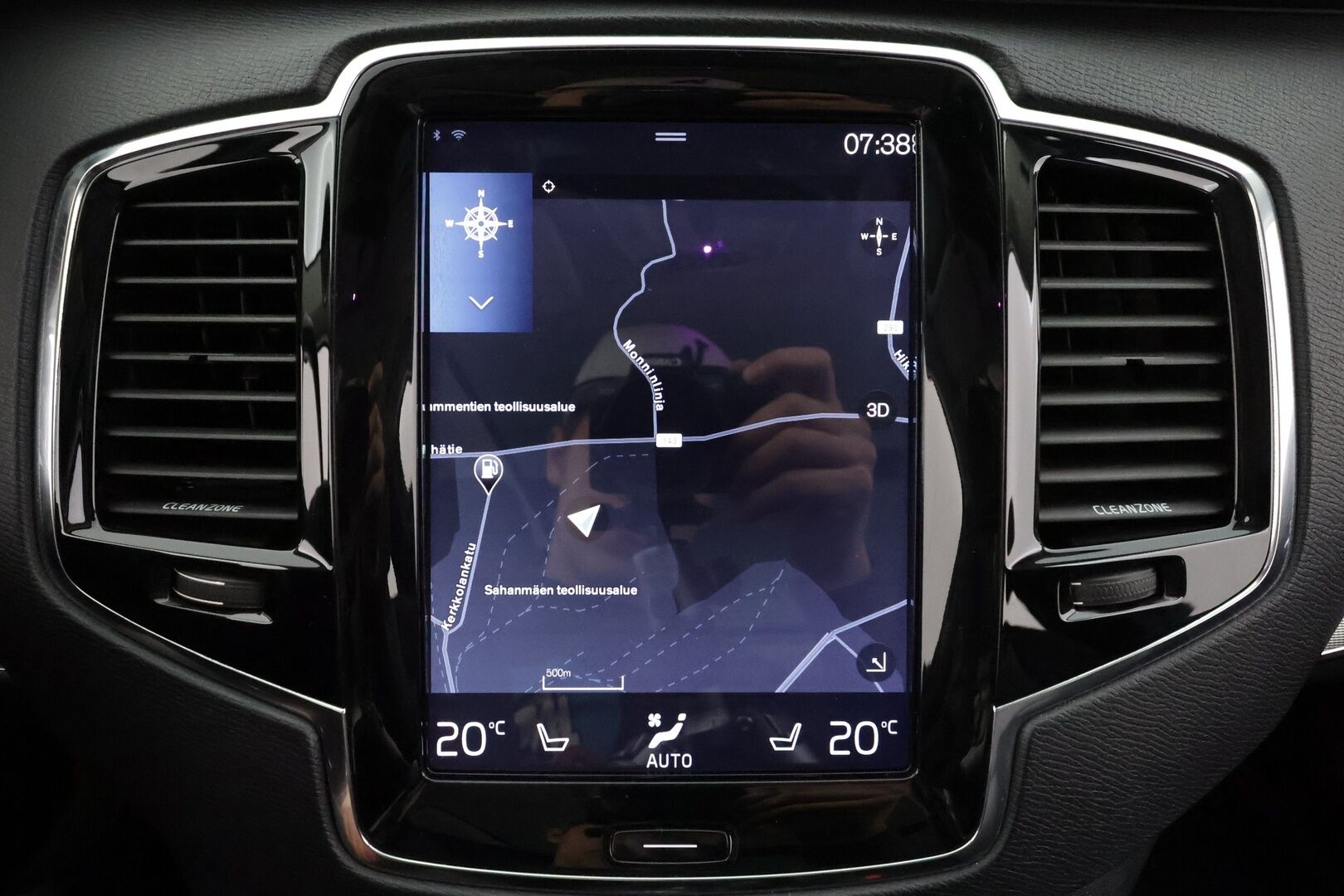 Volvo XC90 2016 D5 AWD Inscription * Pilot assist / Koukku / Webasto / Panorama / HUD / B&W / Muistipenkit / P.Kamera / Keyless / Sporttinahat * - Kovilla kamoilla oleva ei AD-Blue Volvo!