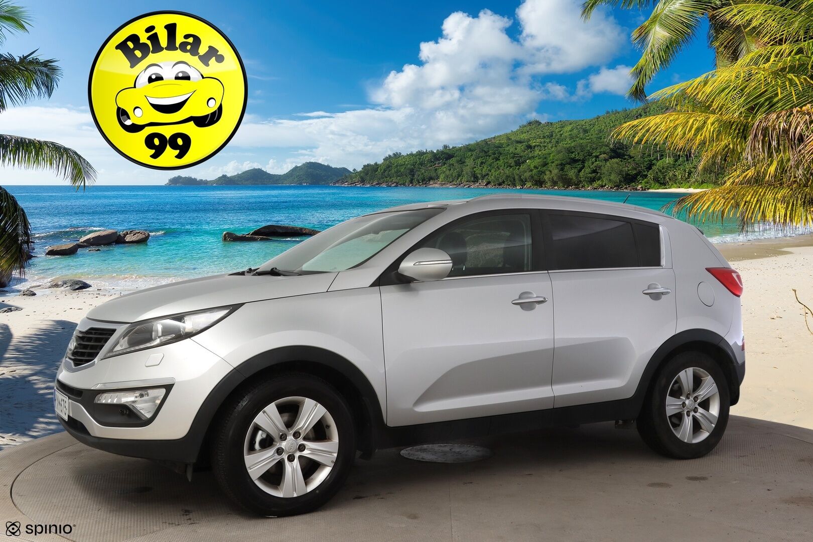 Kia Sportage 2012 1,7 CRDi ISG Urban EX EcoDynamics - | Kattoikkuna | Vetokoukku | Lohkolämmitin | P. Tutka | Vakkari | 2x Merkkirenkaat |