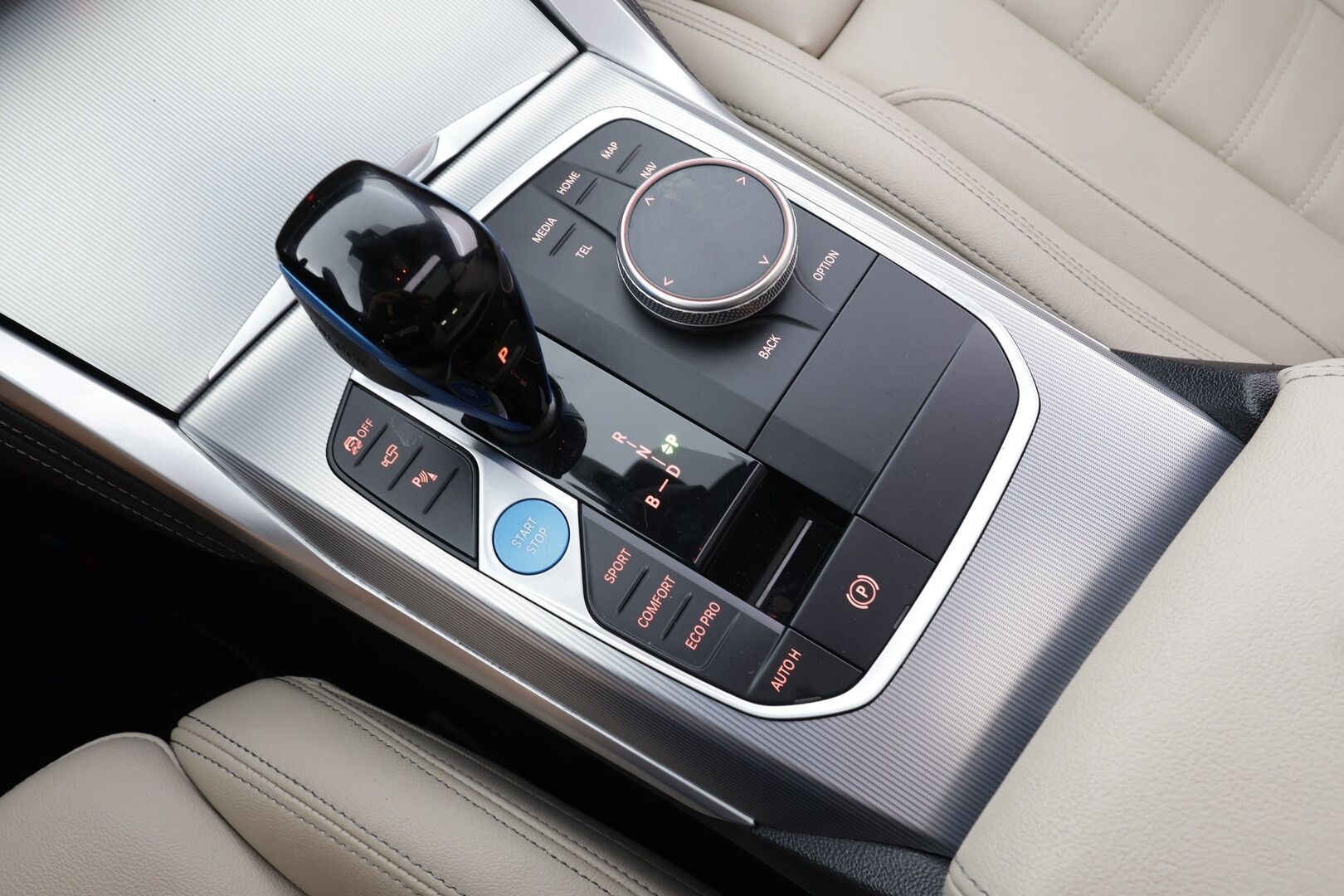 BMW I4 M50 2023 M50 - | ACC | Lisälämmitin | Laser Light LED | H/K | Muistipenkki | Lasikattoluukku | HUD | 360 Kamera | Widescreen | Sporttinahat | Adapt M Alusta | Comfort access | Merkkihuollettu | Kahdet Renkaat |