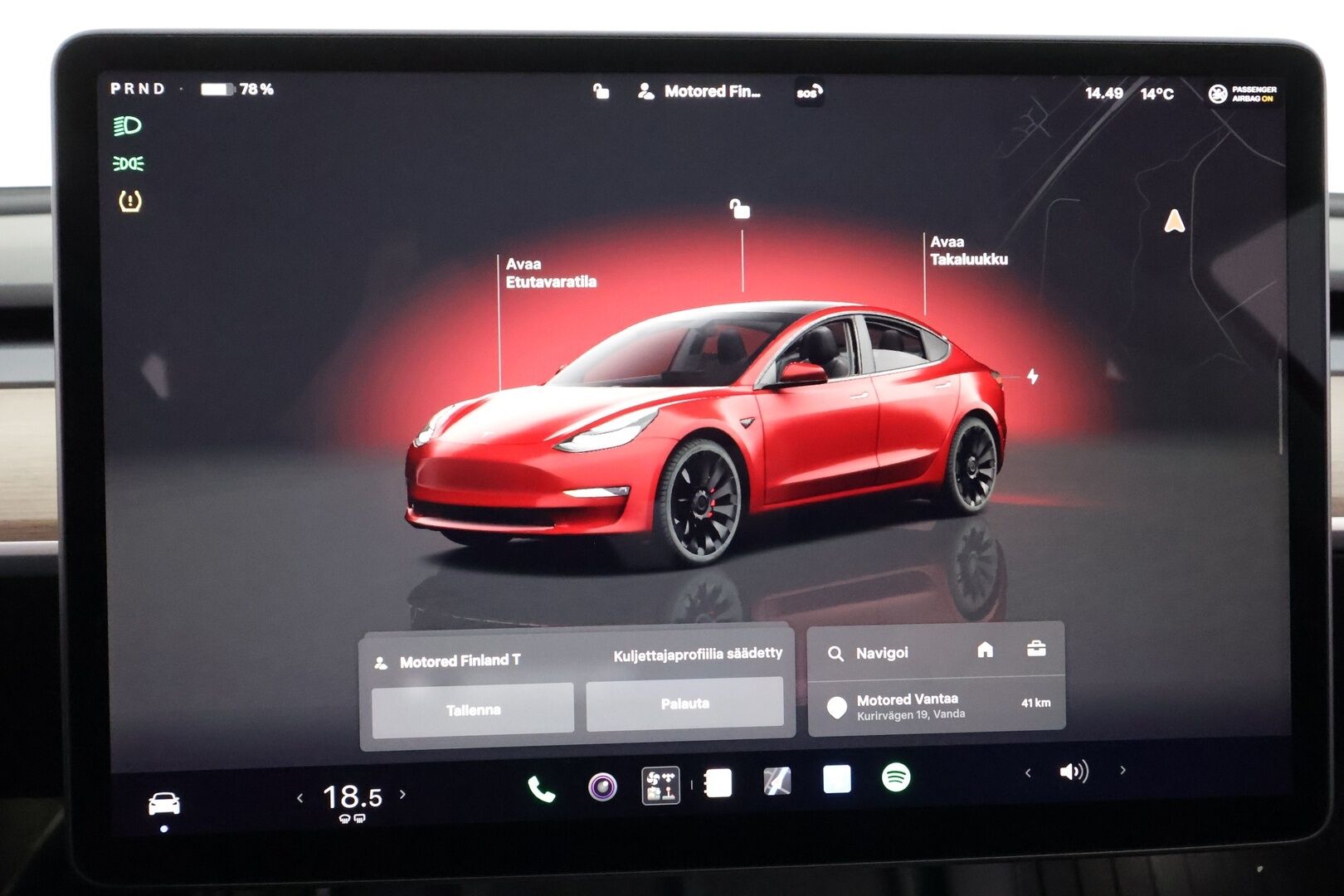 Tesla Model 3 2022 Performance - | ACC | ILP | Ryzen | Matrix-LED | Premium Audio | Lasikatto | Track Mode | Sähkönahat | Muistipenkki | Autosteer | 2x renkaat aluin | 