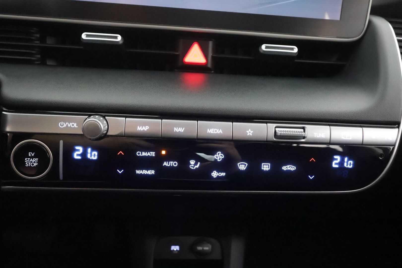 Hyundai IONIQ 5 2022 73 kWh 305 hv AWD Style - ACC | Apple CarPlay & Android Auto | Merkkiliikkeen huoltokirja seur. 5/2028 | Akun SOH 98,4 % | Vetokoukku | Peruutuskamera | Lämmitettävä ratti + penkit
