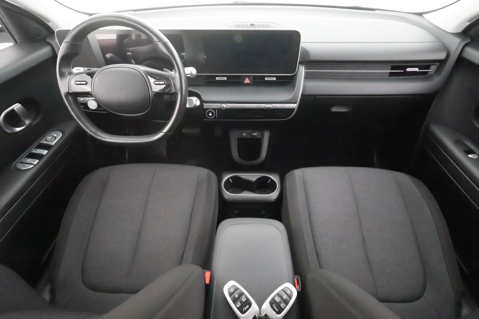 Hyundai IONIQ 5 2022 73 kWh 305 hv AWD Style - ACC | Apple CarPlay & Android Auto | Merkkiliikkeen huoltokirja seur. 5/2028 | Akun SOH 98,4 % | Vetokoukku | Peruutuskamera | Lämmitettävä ratti + penkit