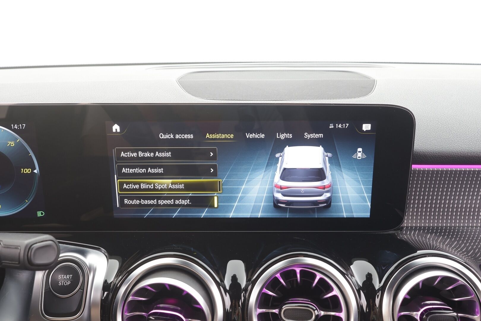 MERCEDES-BENZ EQB 2023 300 4Matic 7p - 7-p. | DTR+ | 360 | IHC | Widescreen | Sporttipenkki | Kaistavahti | Katveavustin | Navi | Apple&Android | Kahdet renkaat |