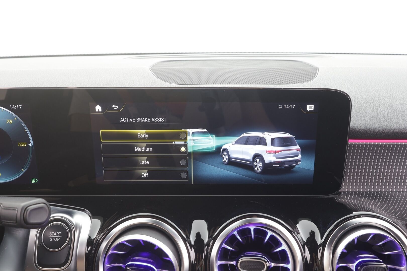 MERCEDES-BENZ EQB 2023 300 4Matic 7p - 7-p. | DTR+ | 360 | IHC | Widescreen | Sporttipenkki | Kaistavahti | Katveavustin | Navi | Apple&Android | Kahdet renkaat |