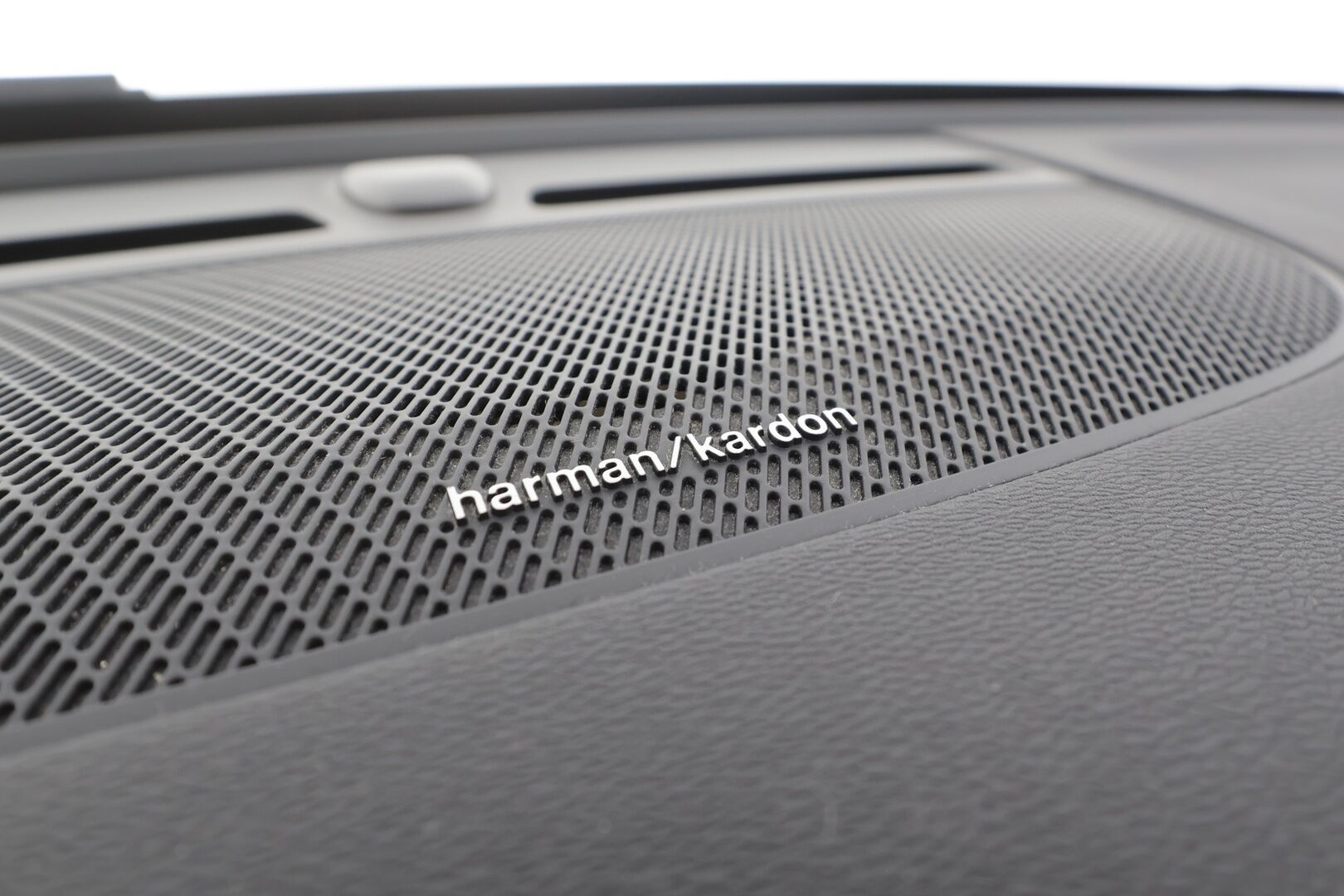 Volvo XC40 2021 T2 Momentum Edition - | Webasto | Full-LED | Panorama | H/K | Vakkari | Muistipenkki | Ratinlämmitys | Sporttinahat | Keyless | Apple&Android | Kahdet Renkaat |