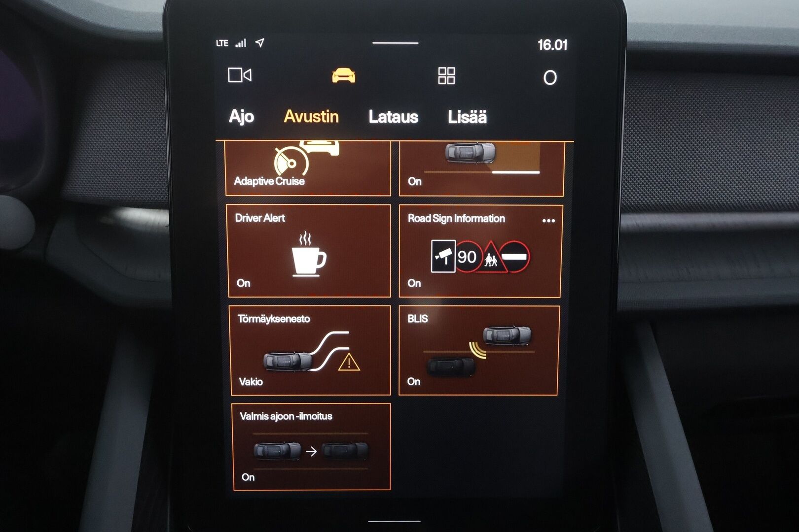 POLESTAR 2 2022 Dual Motor Long Range - Pilot&Plus | ACC | ILP | Pixel-LED | Lasikatto | Harman/Kardon | Muistipenkki | 360° | BLIS | Pilot Assist | Keyless | Merkkihuollot | ALV 