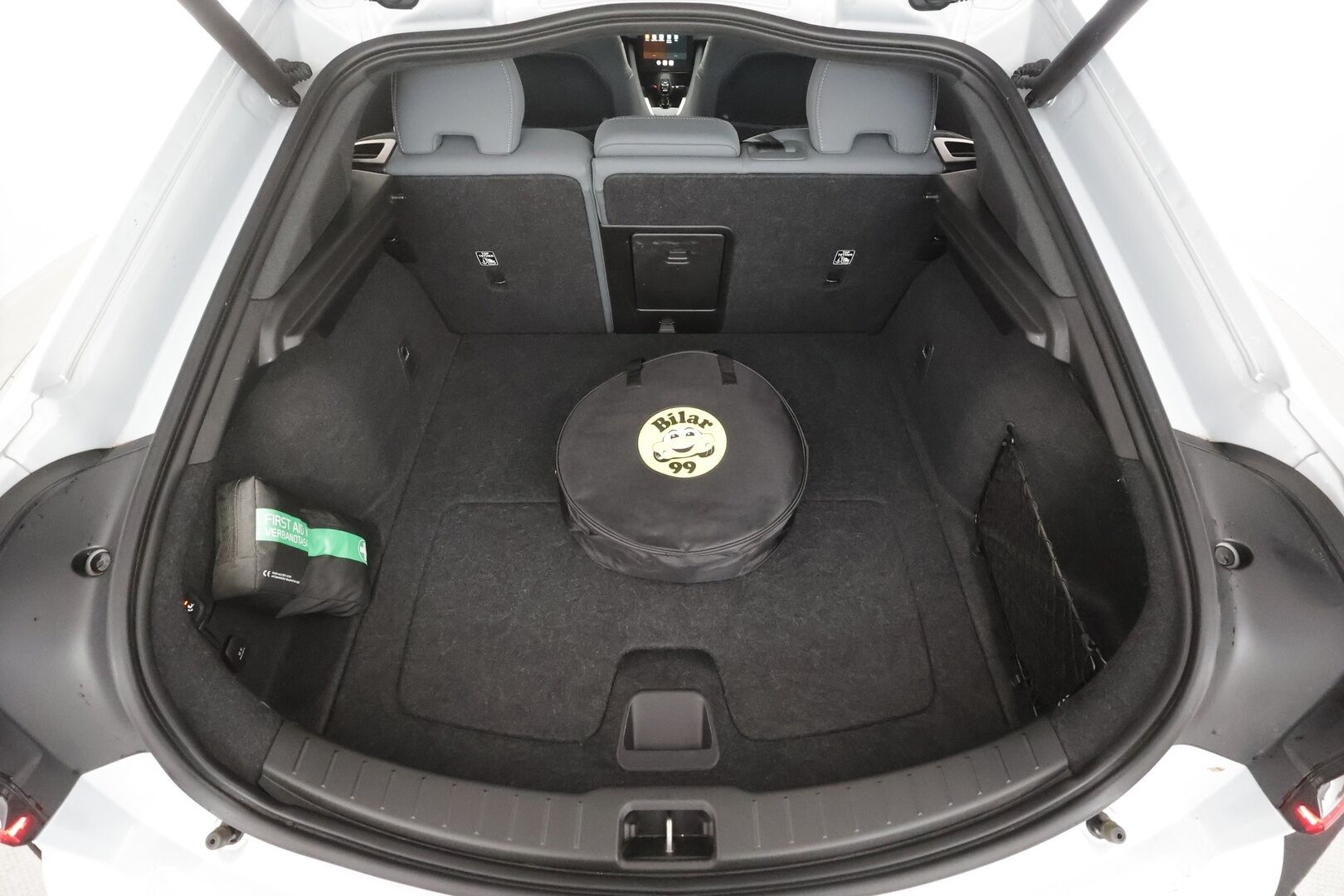 POLESTAR 2 2022 Dual Motor Long Range - Pilot&Plus | ACC | ILP | Pixel-LED | Lasikatto | Harman/Kardon | Muistipenkki | 360° | BLIS | Pilot Assist | Keyless | Merkkihuollot | ALV 