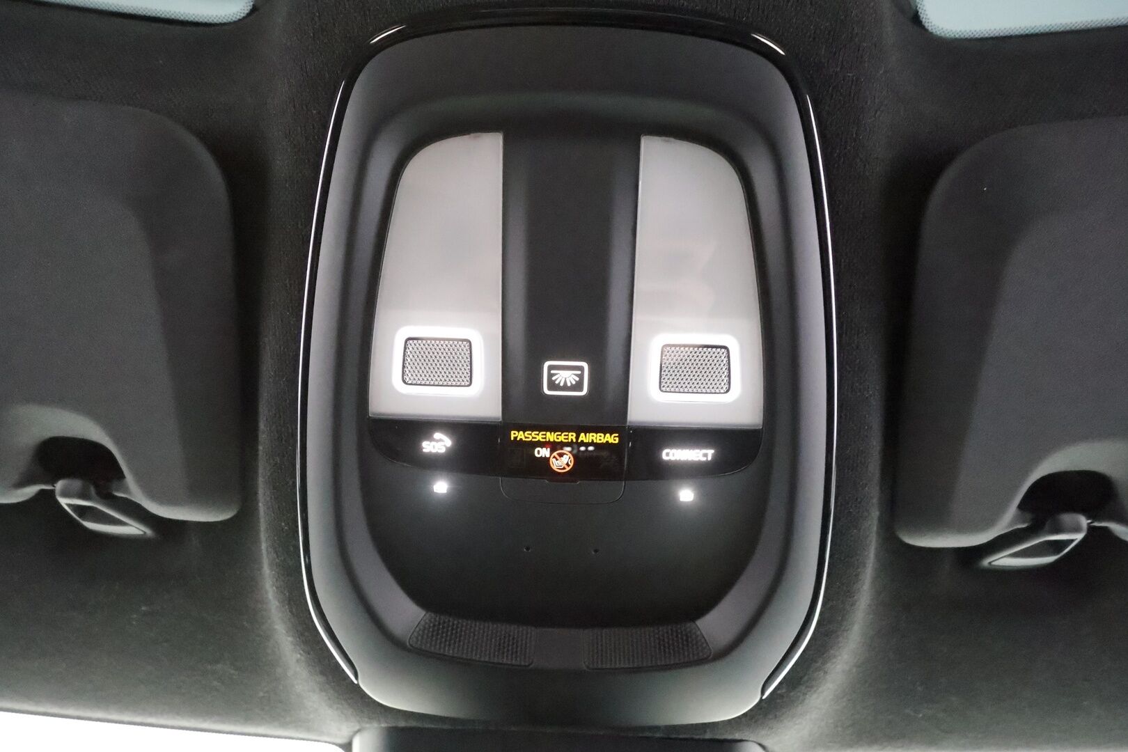 POLESTAR 2 2022 Dual Motor Long Range - Pilot&Plus | ACC | ILP | Pixel-LED | Lasikatto | Harman/Kardon | Muistipenkki | 360° | BLIS | Pilot Assist | Keyless | Merkkihuollot | ALV 
