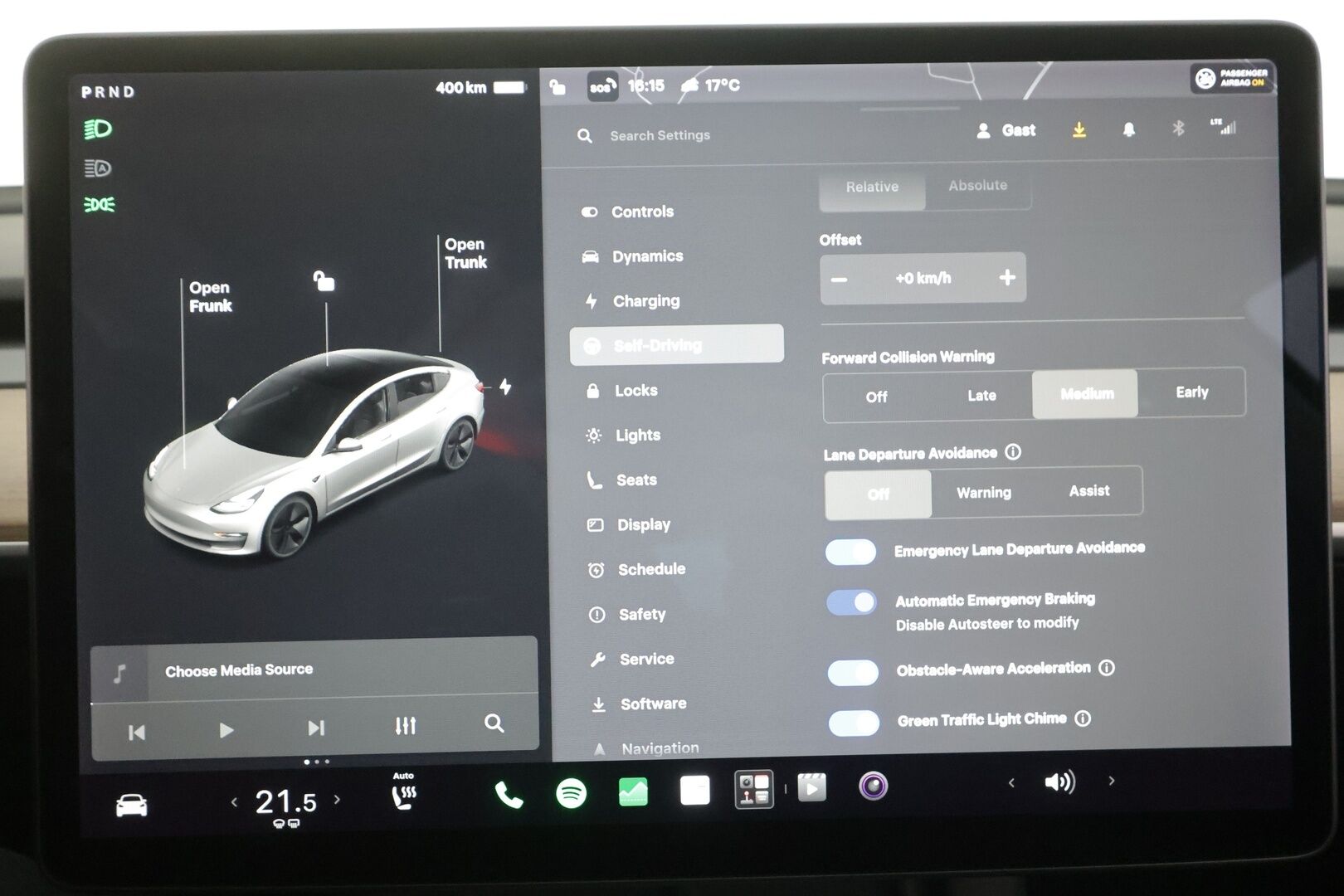 Tesla Model 3 2021 Standard Range Plus - | ACC | ILP | Refresh | Matrix | Lasikatto | Muistipenkki | Nahat | P.kamera | P.tutkat | Autosteer | Lämm. ratti | Sähk. takaluukku | 2x kaapelit | 