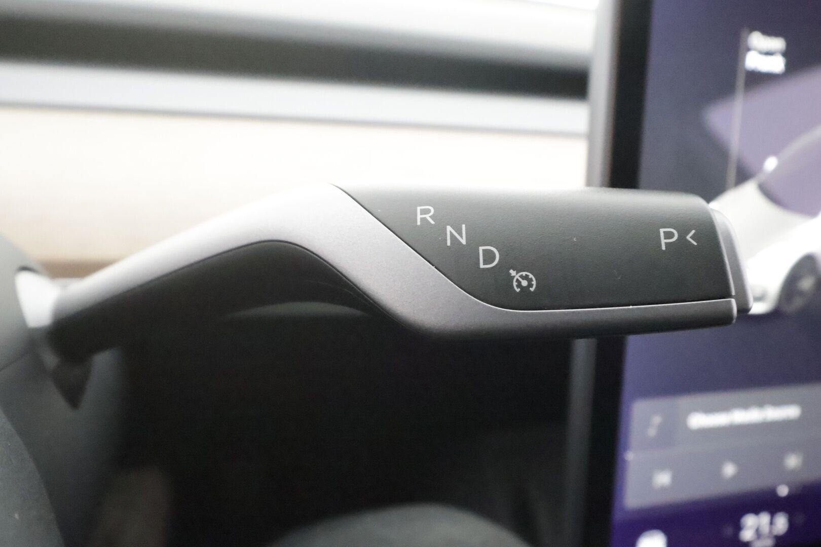 Tesla Model 3 2021 Standard Range Plus - | ACC | ILP | Refresh | Matrix | Lasikatto | Muistipenkki | Nahat | P.kamera | P.tutkat | Autosteer | Lämm. ratti | Sähk. takaluukku | 2x kaapelit | 
