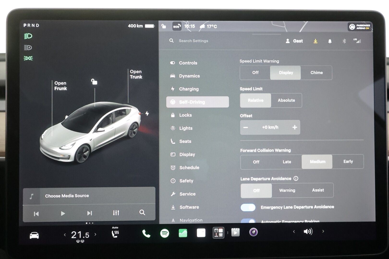 Tesla Model 3 2021 Standard Range Plus - | ACC | ILP | Refresh | Matrix | Lasikatto | Muistipenkki | Nahat | P.kamera | P.tutkat | Autosteer | Lämm. ratti | Sähk. takaluukku | 2x kaapelit | 