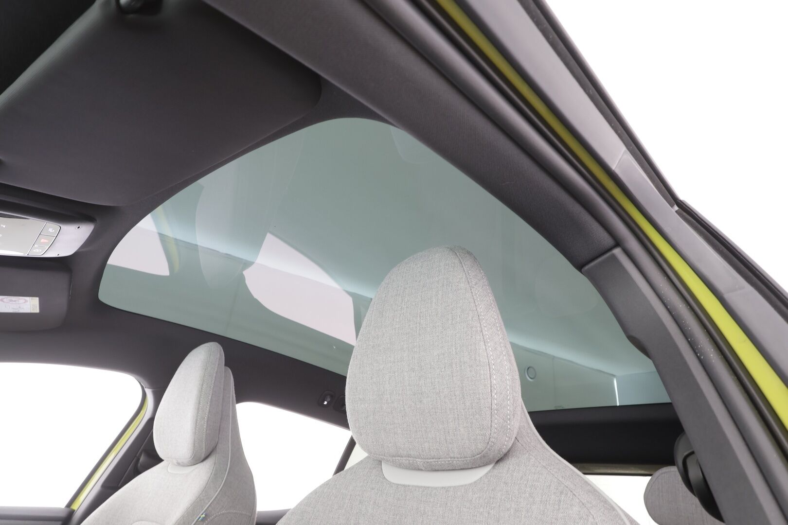 Volvo EX30 2025 Twin Performance Ultra - Lämpöpumppu | Vetokoukku | Harman&Kardon | Lasikatto | 360-Kamera | ACC | Merkkihuollot | Akuston esilämmitys | SUPERVARUSTEET!