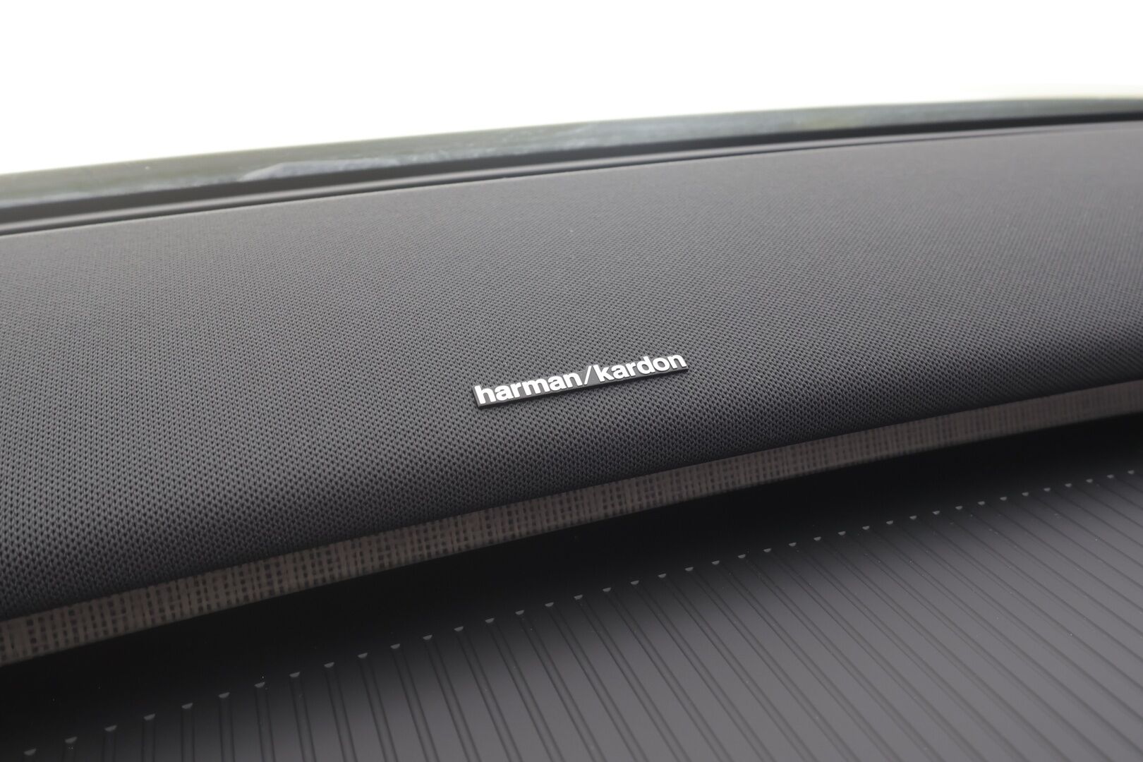 Volvo EX30 2025 Twin Performance Ultra - Lämpöpumppu | Vetokoukku | Harman&Kardon | Lasikatto | 360-Kamera | ACC | Merkkihuollot | Akuston esilämmitys | SUPERVARUSTEET!