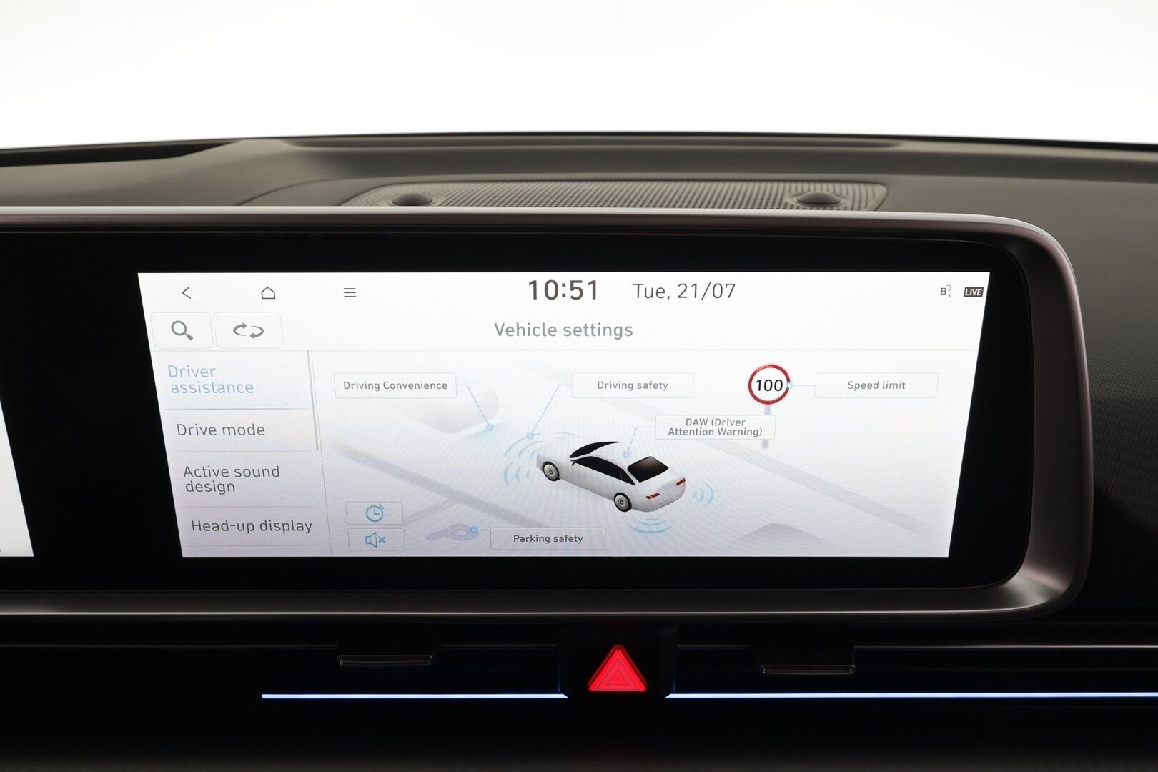 Hyundai IONIQ 6 2024 77 kWh 229 hv Ultimate - | ACC | ILP | BOSE | 360° | HUD | Ilm. relax penkit | Muistinahat | Matrix | HDA | BSM | Keyless | Lämm. ratti | Ambient light | 2x renkaat aluin |